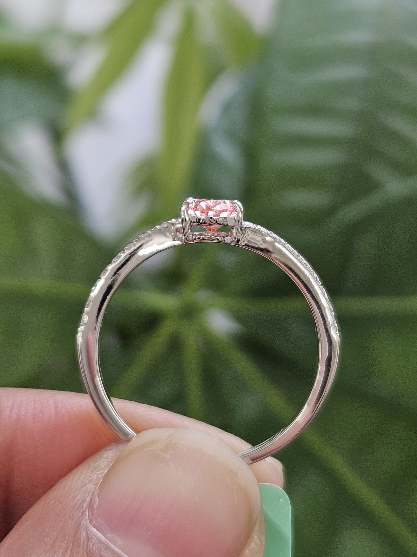 0.72ct White Gold Oval Pink Lab Diamond Ring