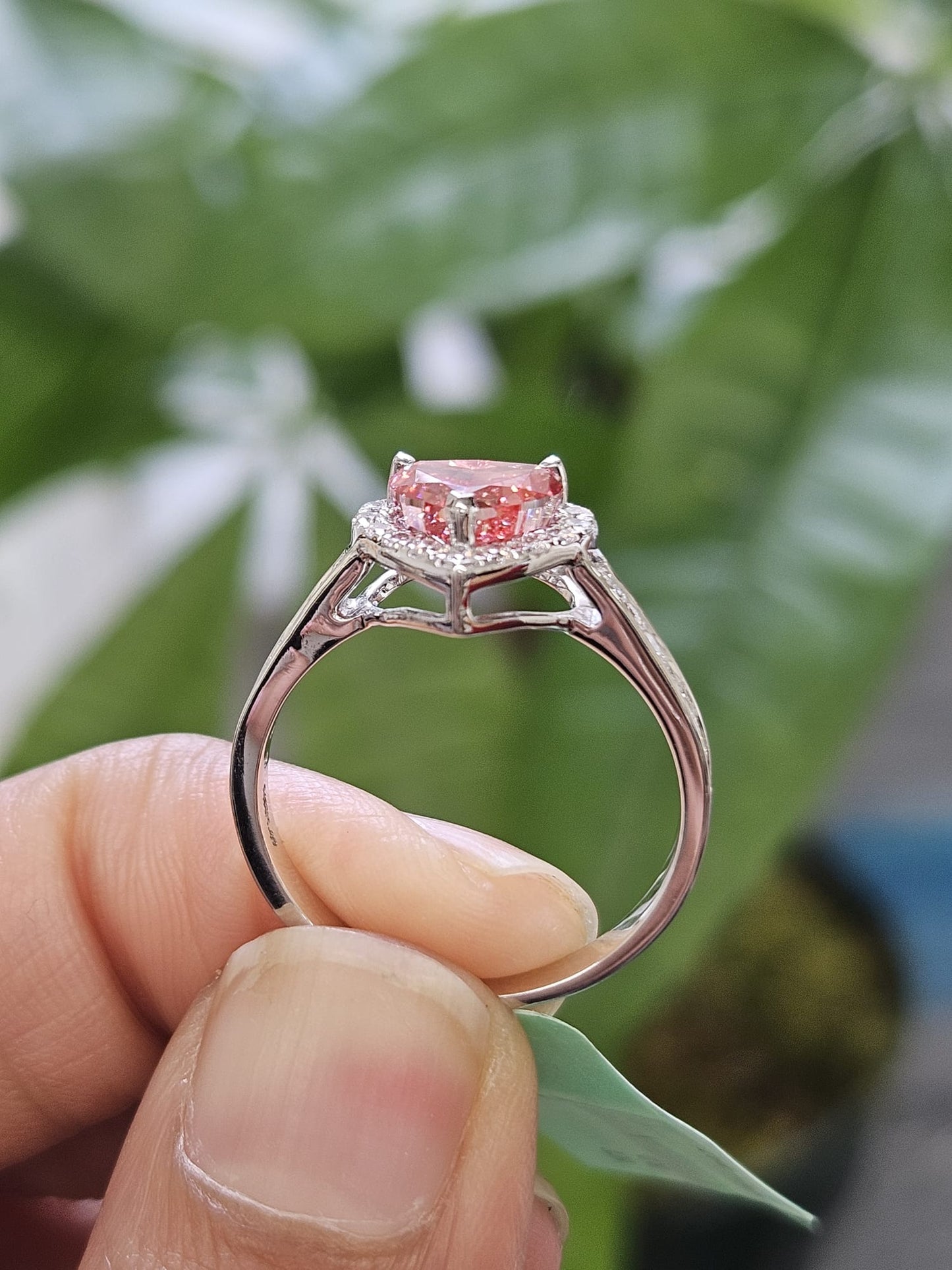 1.47ct White Gold Pink Heart Shape Lab Diamond Ring