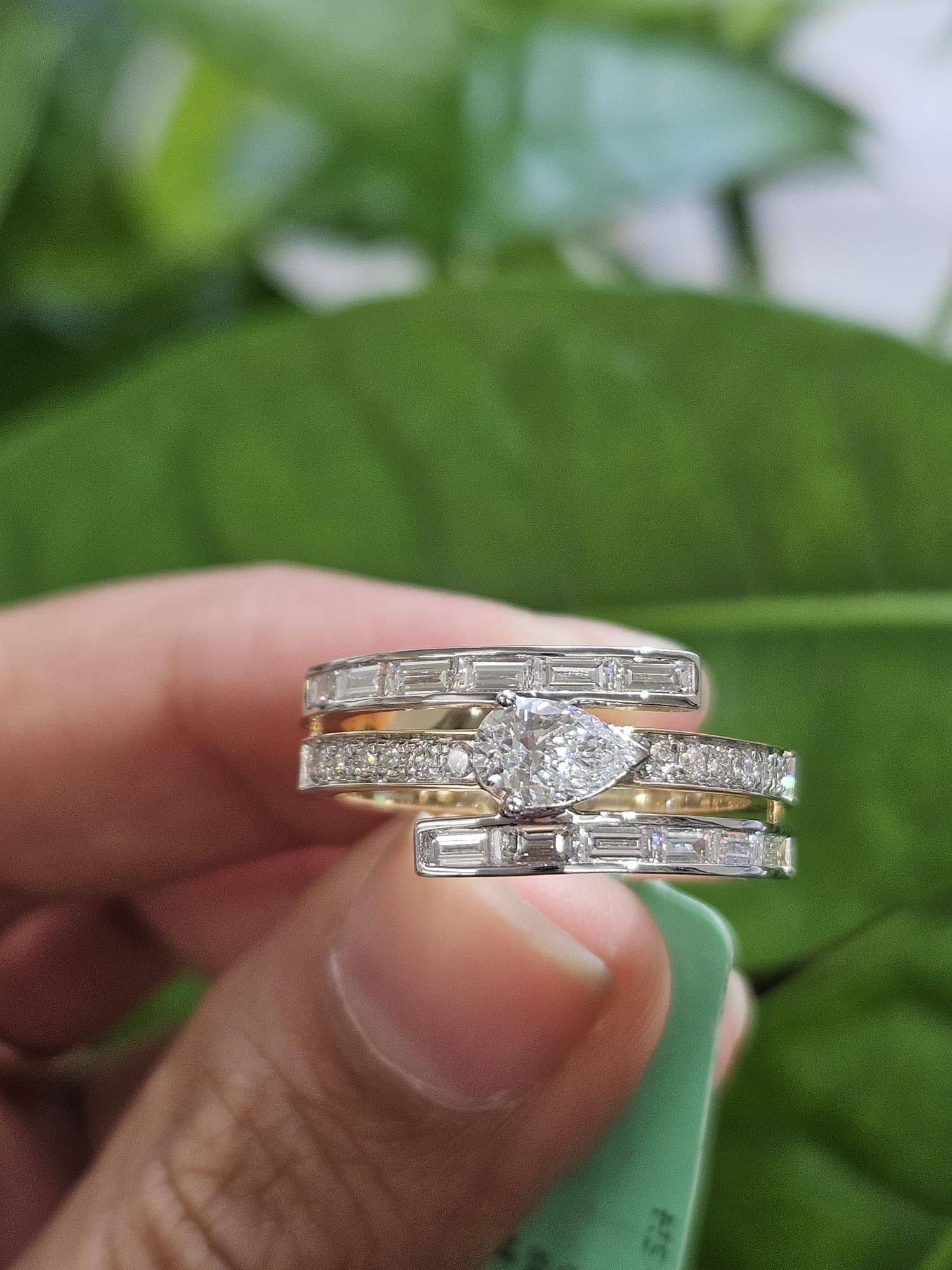 1.09ct White Gold & Yellow Gold Lab Diamond Ring