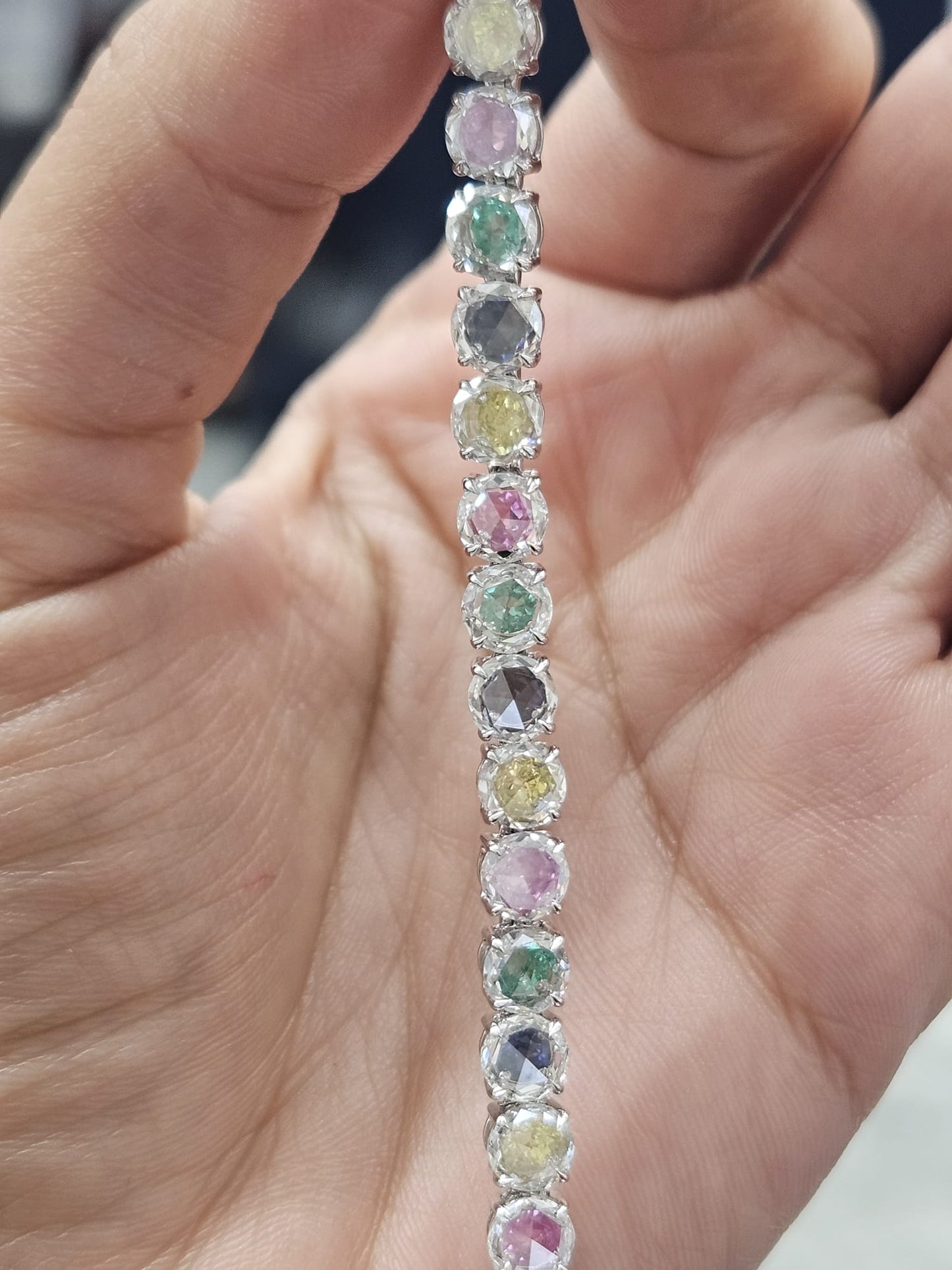 15.82cttw Rose cut Multi-colored Round Lab Diamond 7.5" Bracelet
