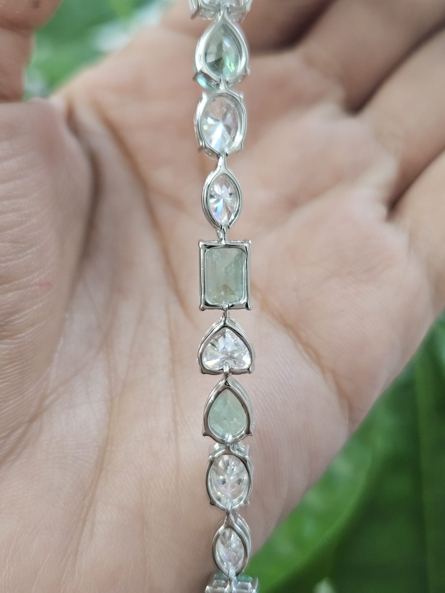 18.18Cttw Multi Shaped Green 7 White Lab Diamond 6.75"