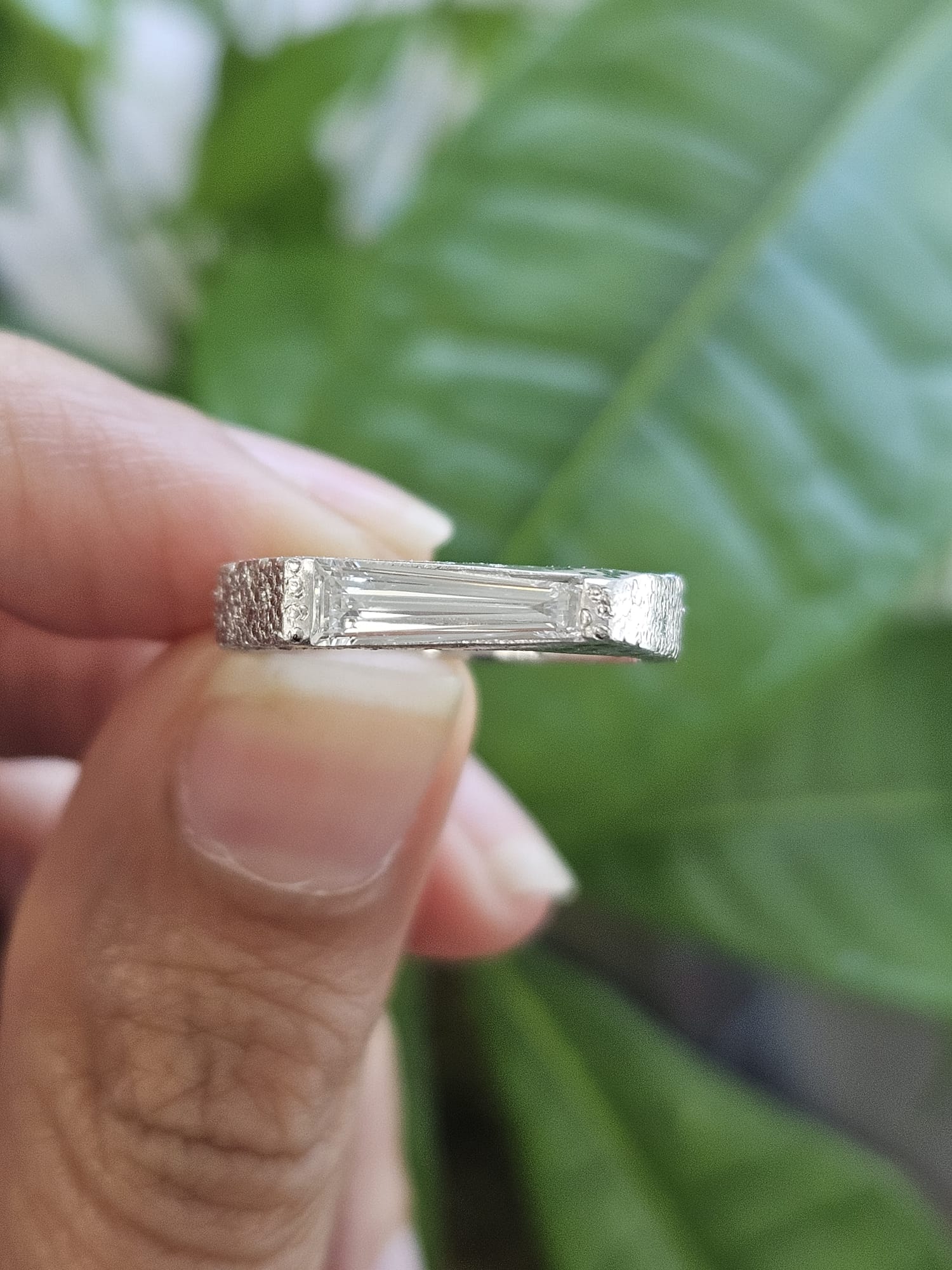0.48ct Natural Diamond White Gold Lesor Spot finished Ring
