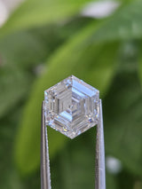 IGI 4.07CT HEXAGONAL STEP CUT E VVS2