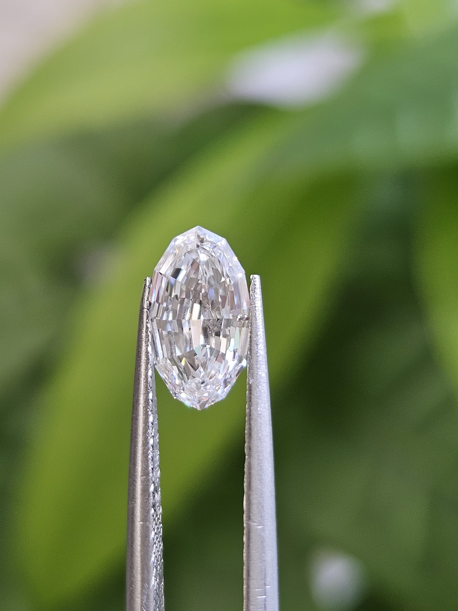 IGI 1.06CT OVAL SYEP CUT E VVS2
