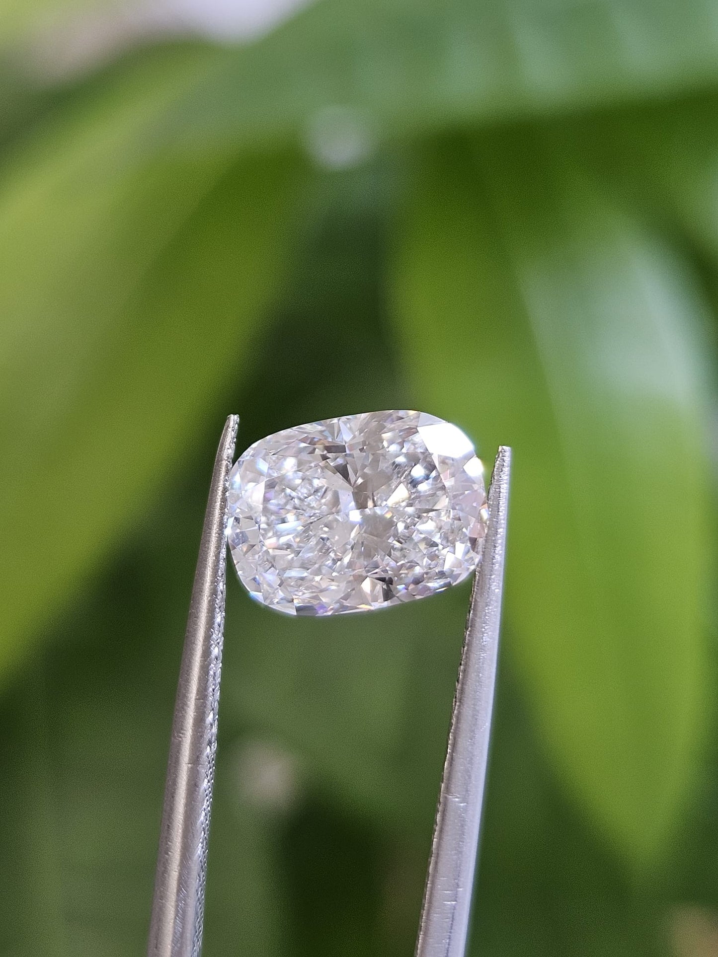 IGI 2.01CT CUSHION D VS1