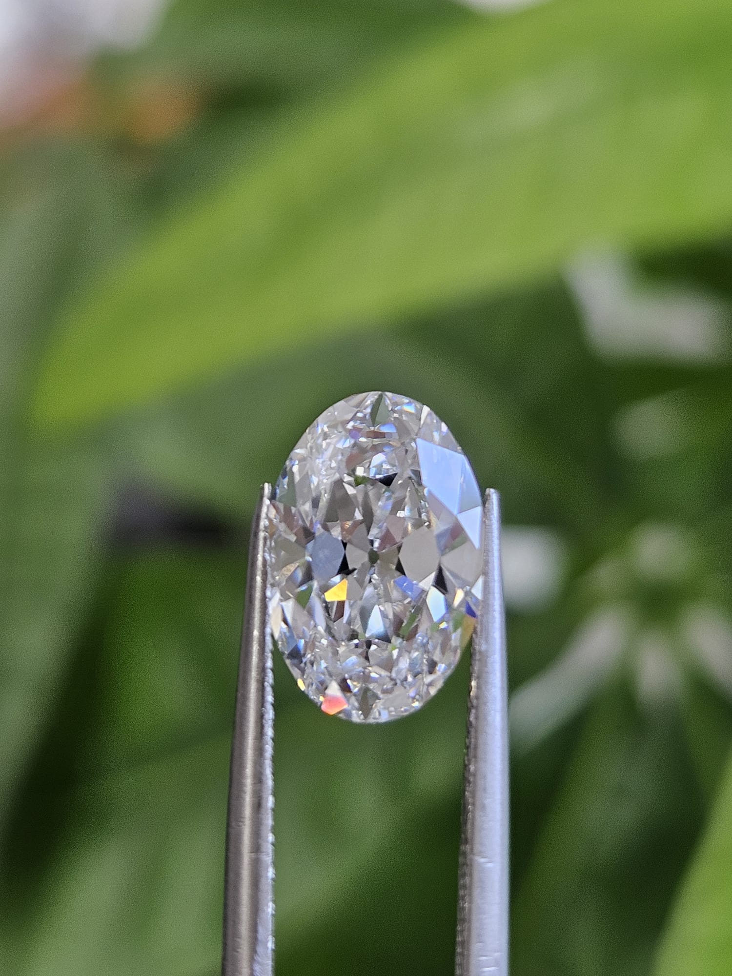 IGI 2.53CT ANTIQUE OVAL E VVS2