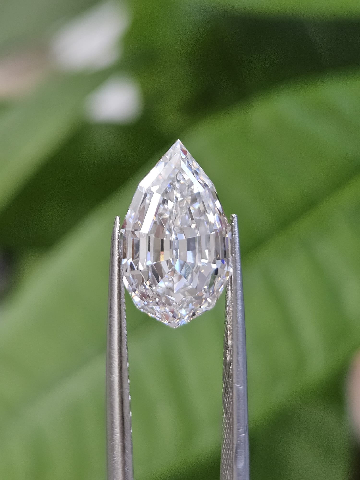 IGI 4.21CT PEAR STEP CUT D VS1