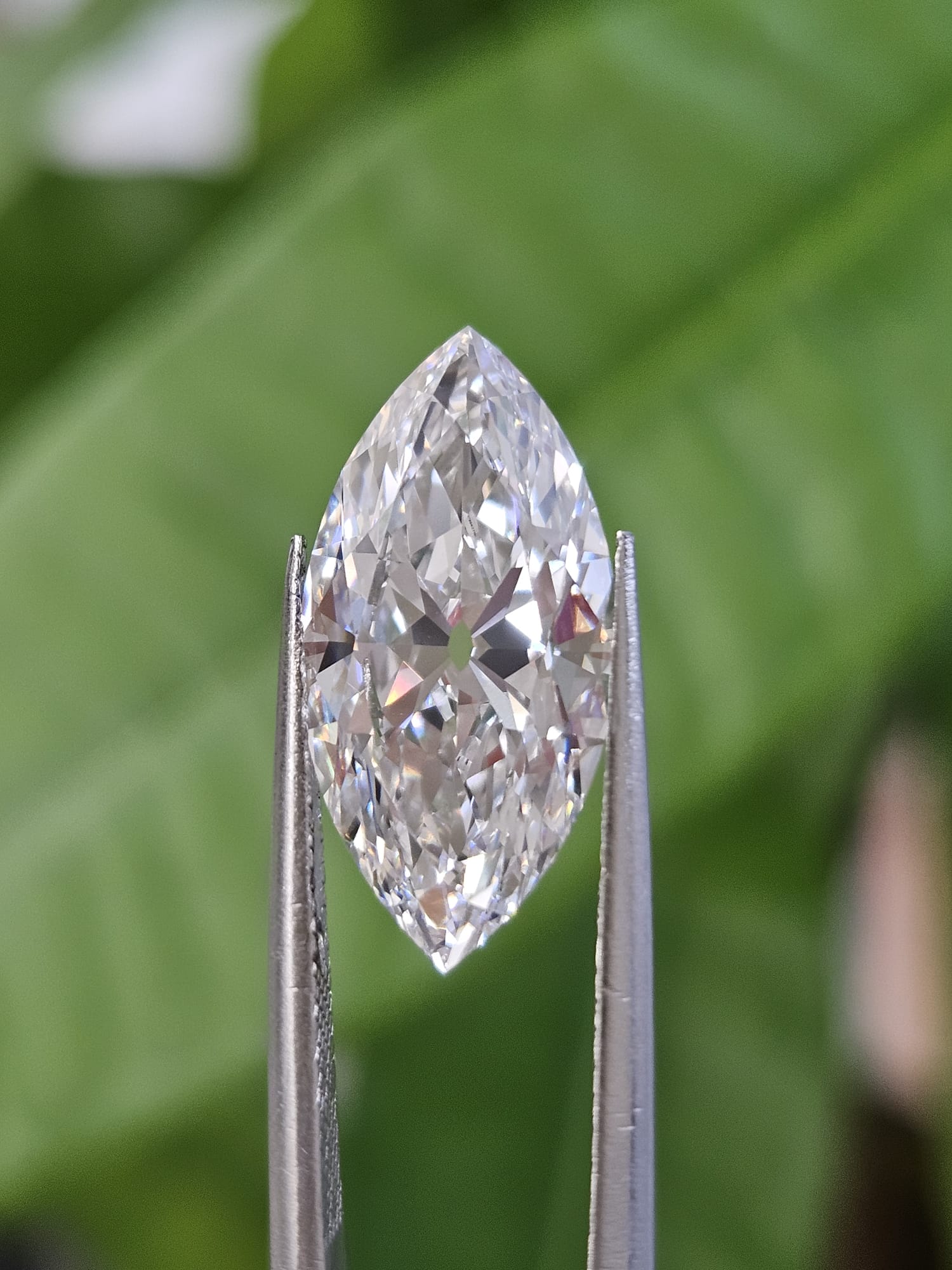 IGI 4.78CT ANTIQUE MARQUISE D VVS2