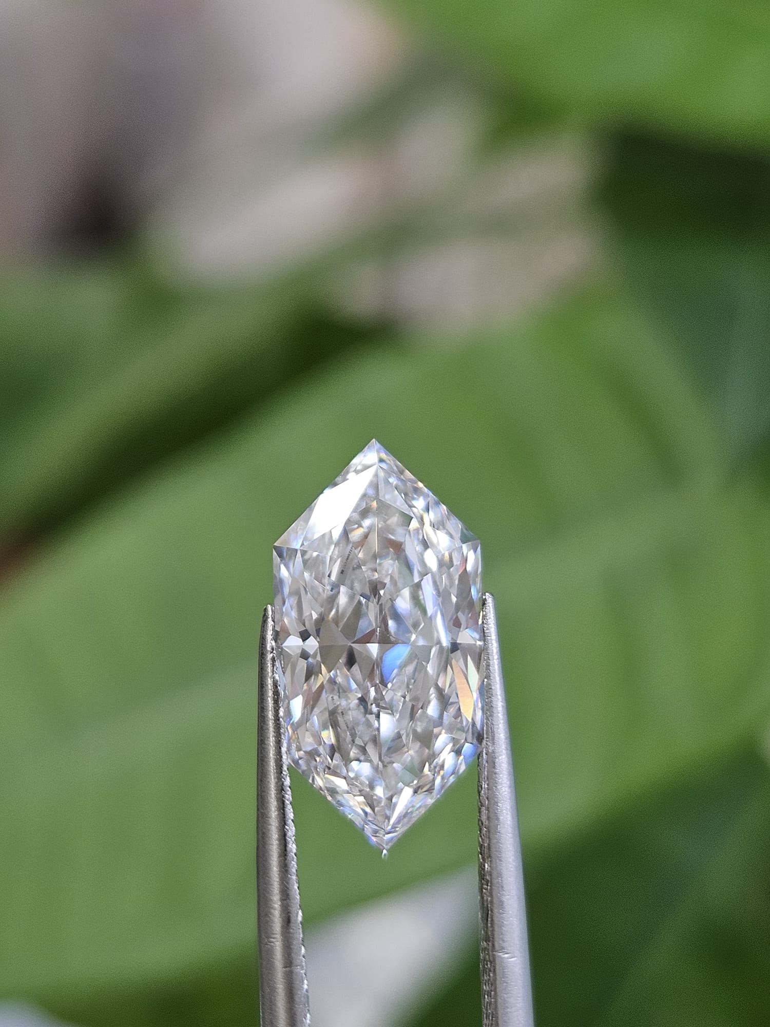 IGI 3.13CT HEXAGONAL D VVS2