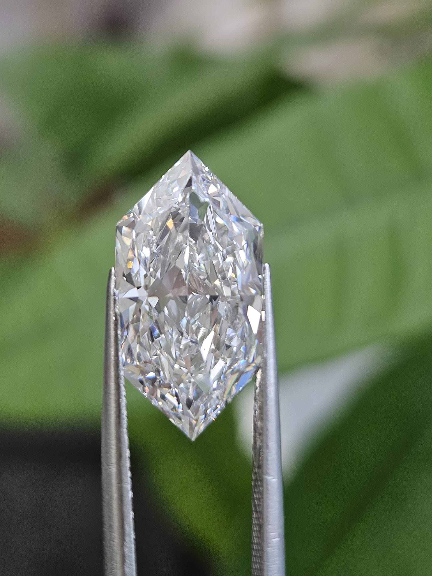 IGI 5.12CT HEXAGONAL E VS1