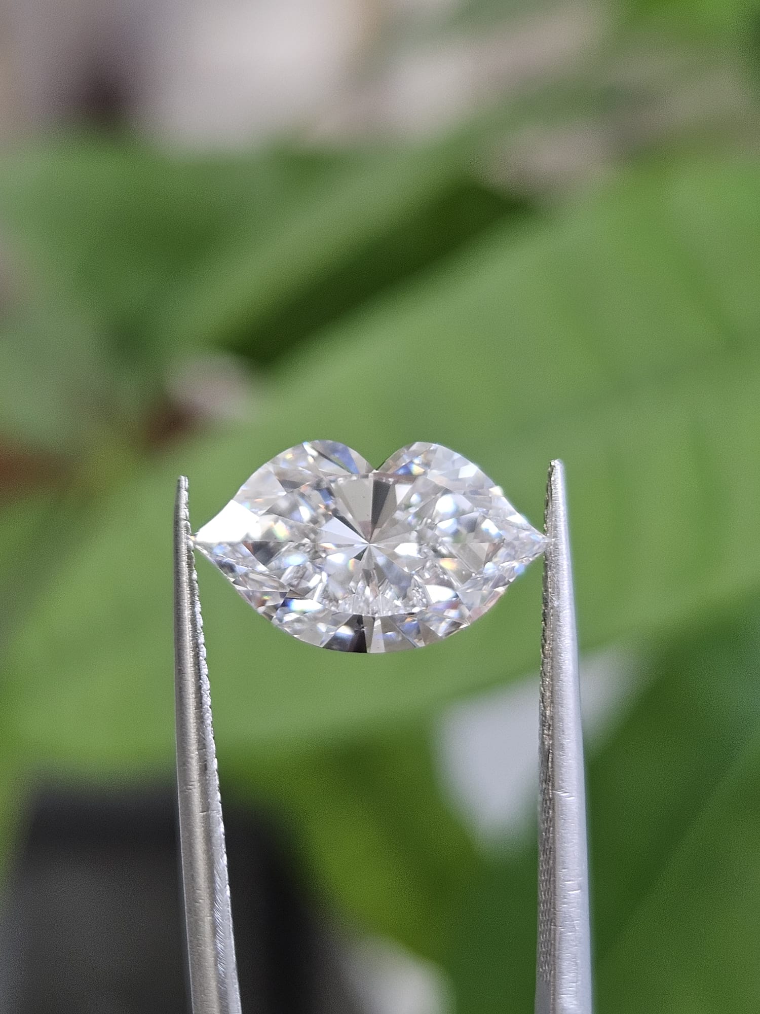 IGI 2.91CT LIP D VS1