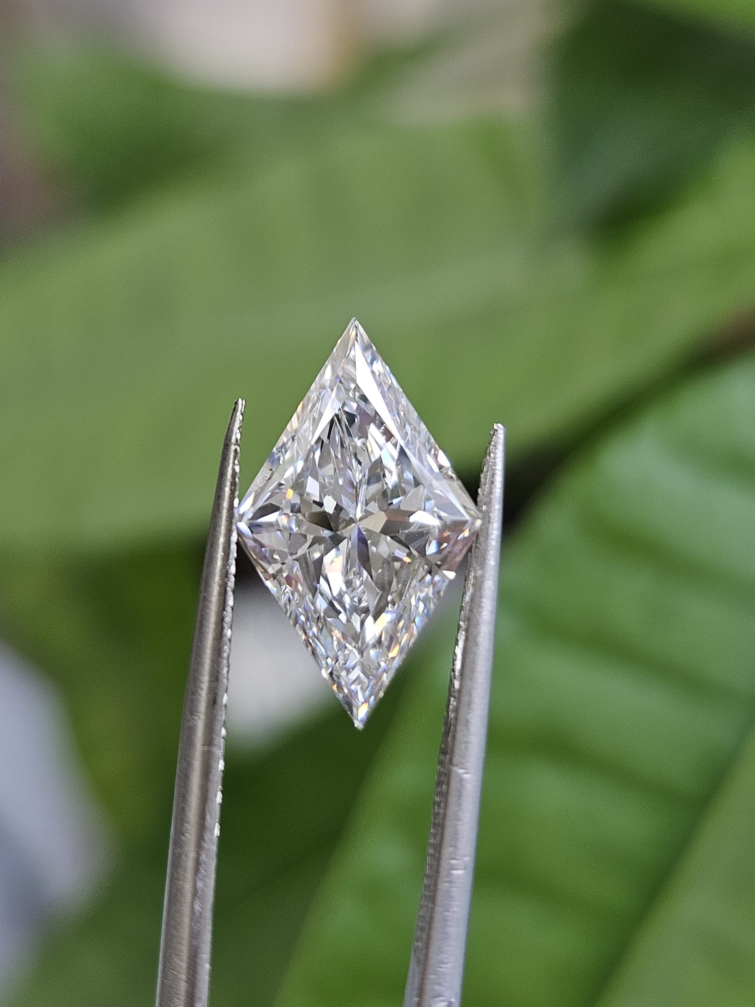 IGI 3.07CT LOZENGE D VVS2