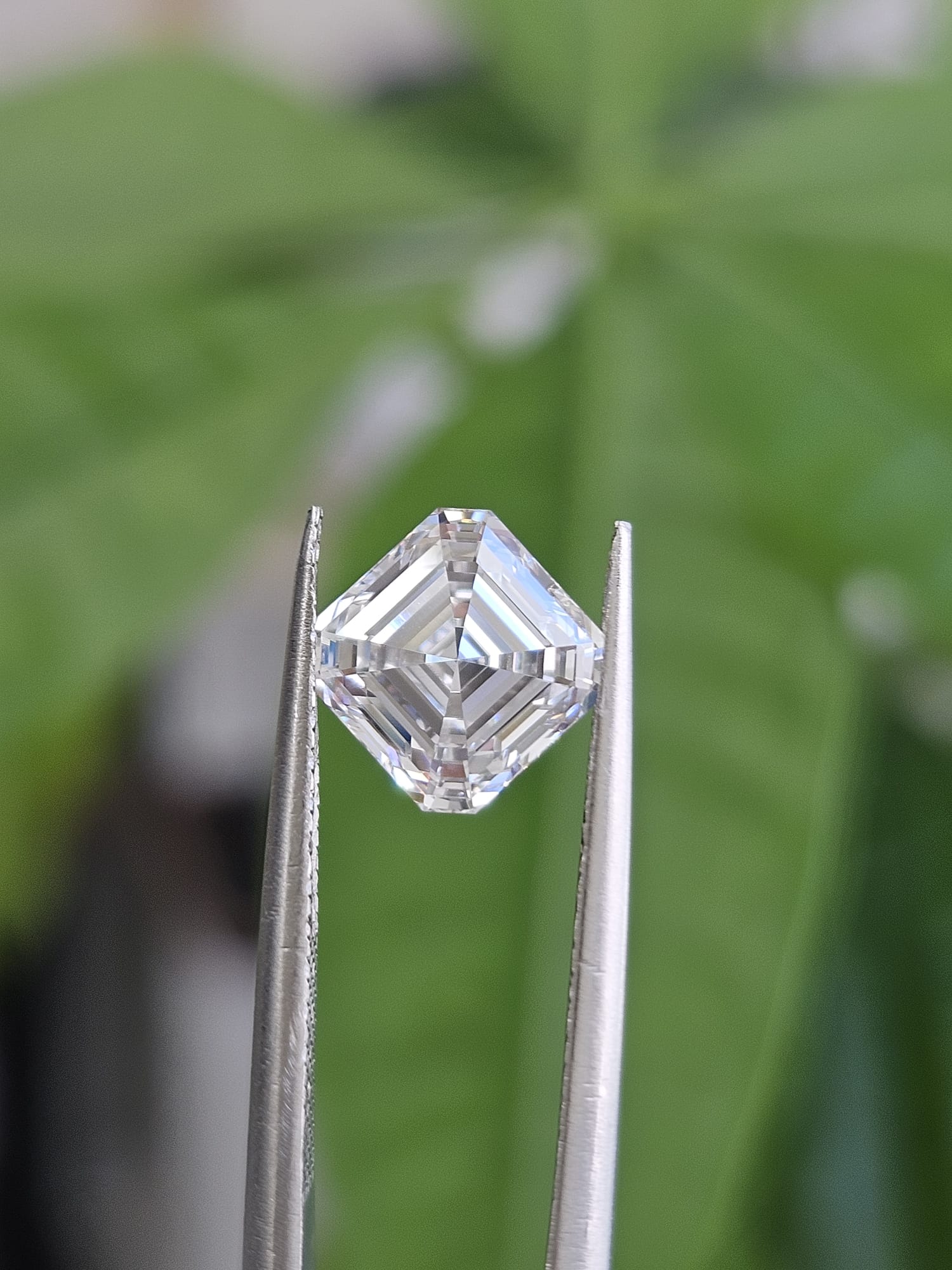 IGI 2.04CT ASSCHER E VVS2