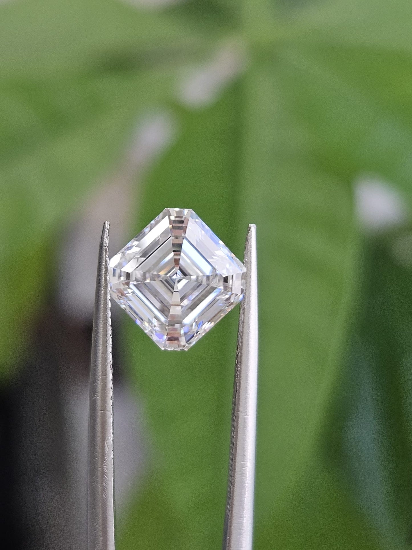 IGI 2.55CT ASSCHER E VVS2