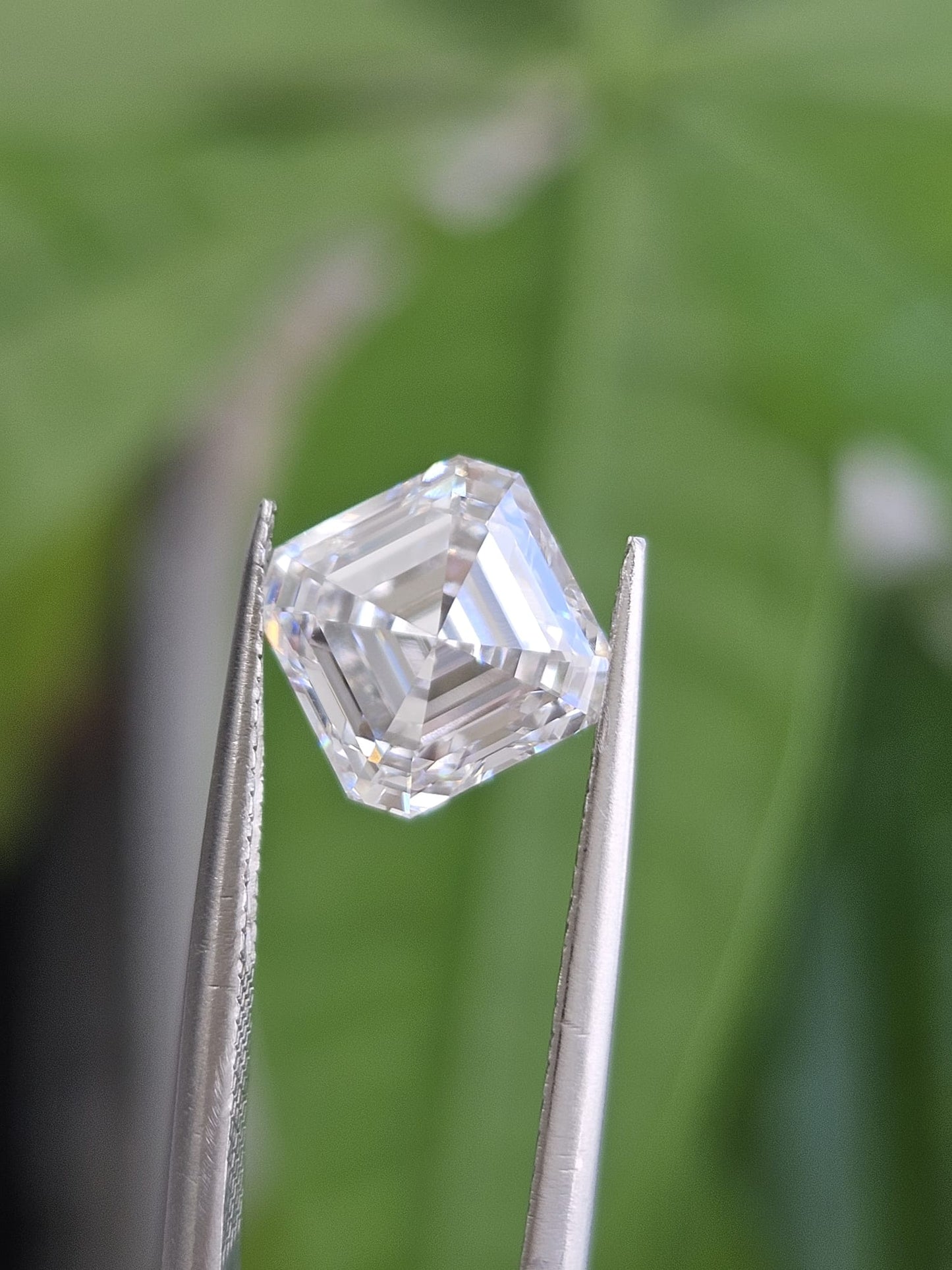 IGI 2.55CT ASSCHER E VVS2