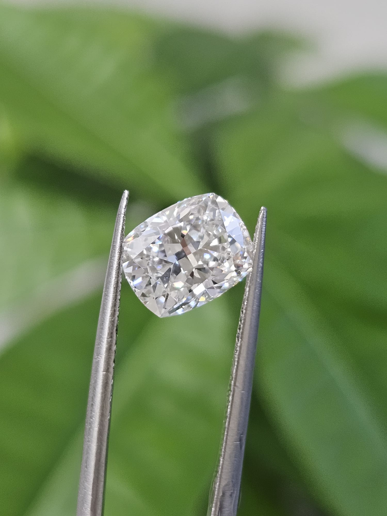 IGI 2.08CT CUSHION E VVS2