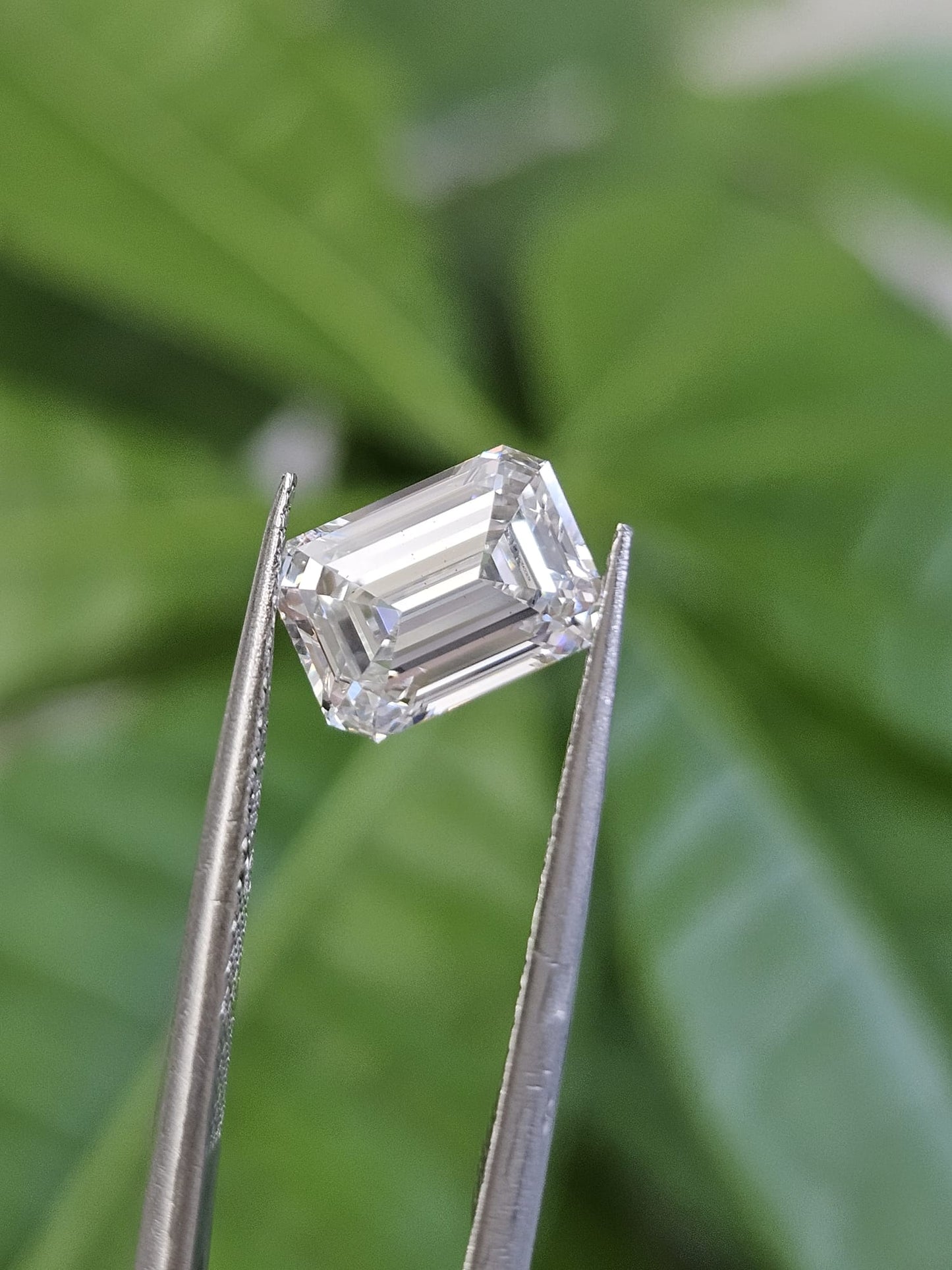 IGI 2.10CT EMERALD E VS2