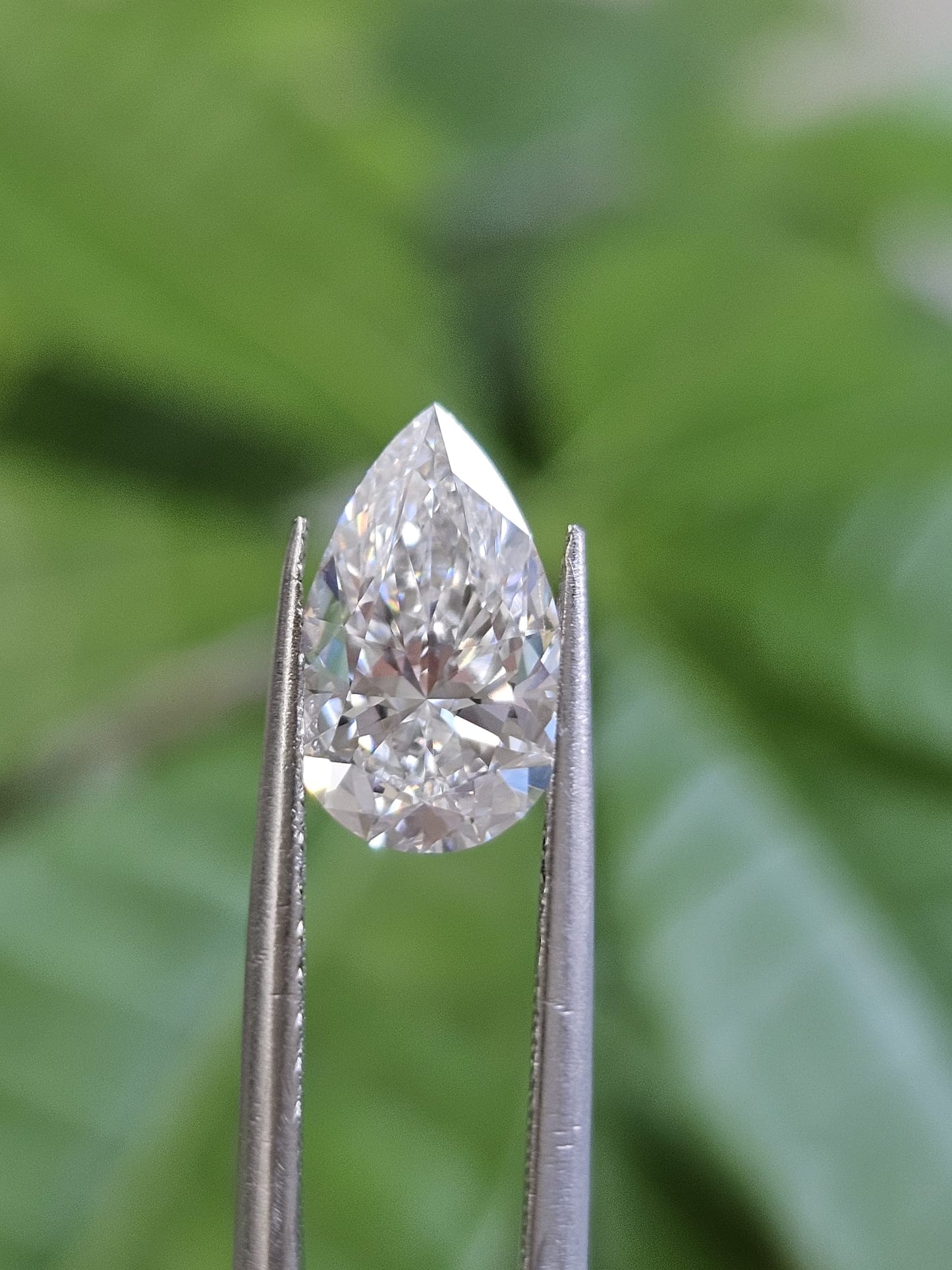 IGI 2.04CT PEAR E VVS2