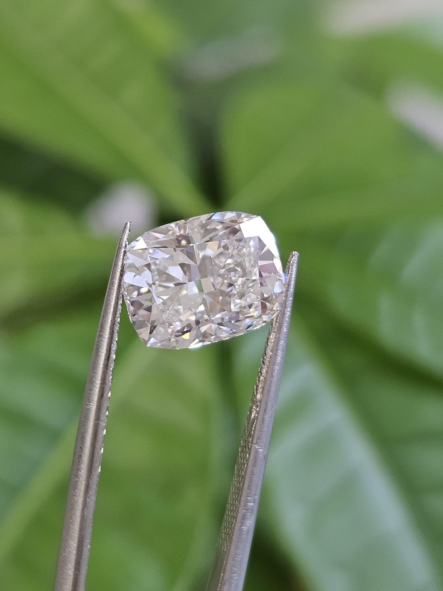 IGI 3.02CT CUSHION F VVS2
