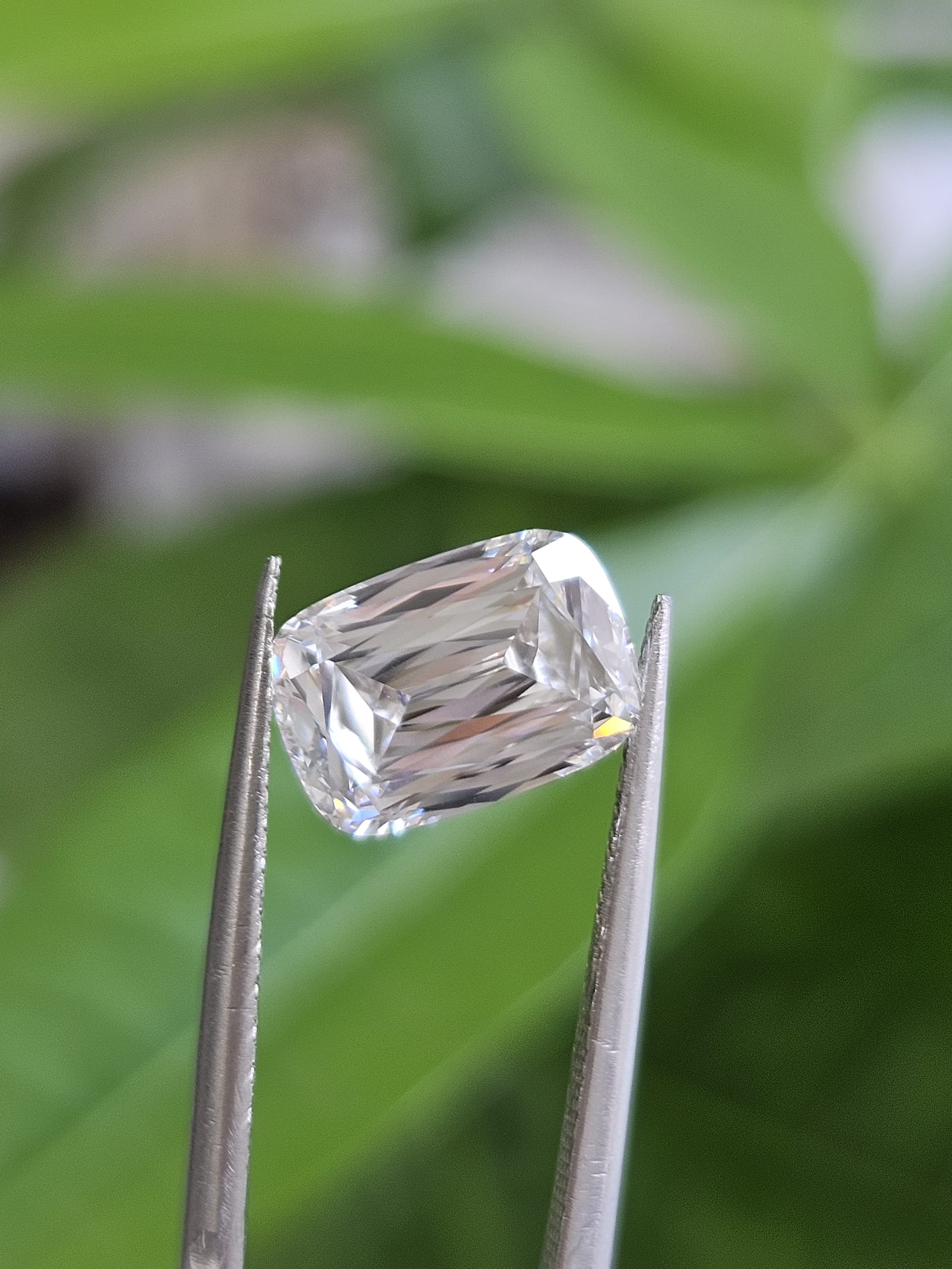 IGI 2.58CT ASHOKA CUT E VVS2