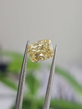 IGI 1.51CT CUSHION FANCY INTENSE YELLOW VS2