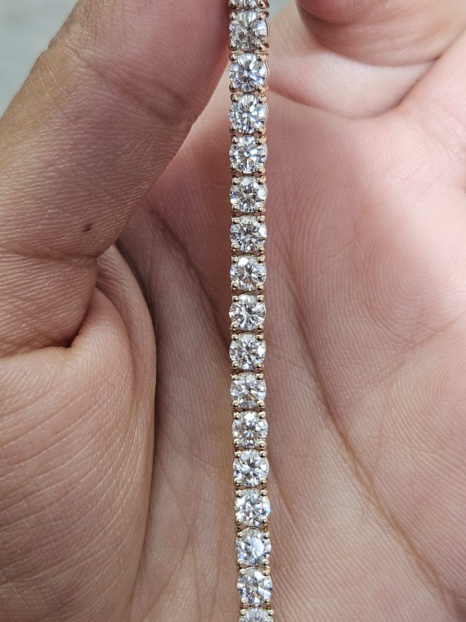 IGI 7.86cttw Yellow Gold Lab Diamond 7.15" Tennis Bracelet