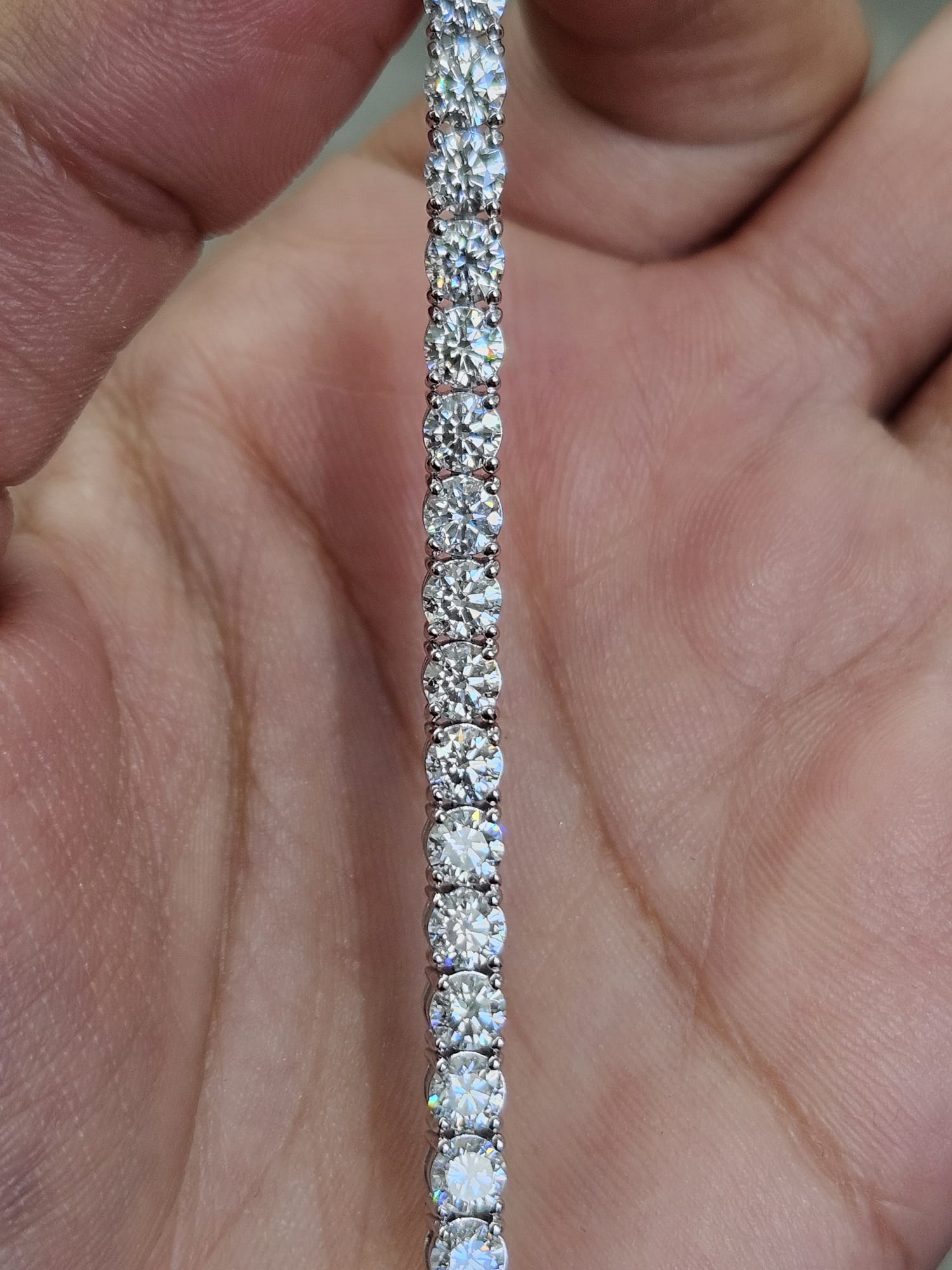 IGI 8.52cttw White Gold Lab Diamond 7" Tennis Bracelet