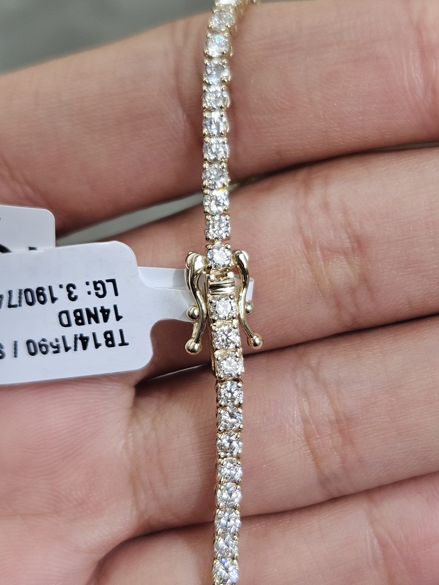 IGI 3.19cttw Yellow Gold Lab Diamond 7.15" Tennis Bracelet