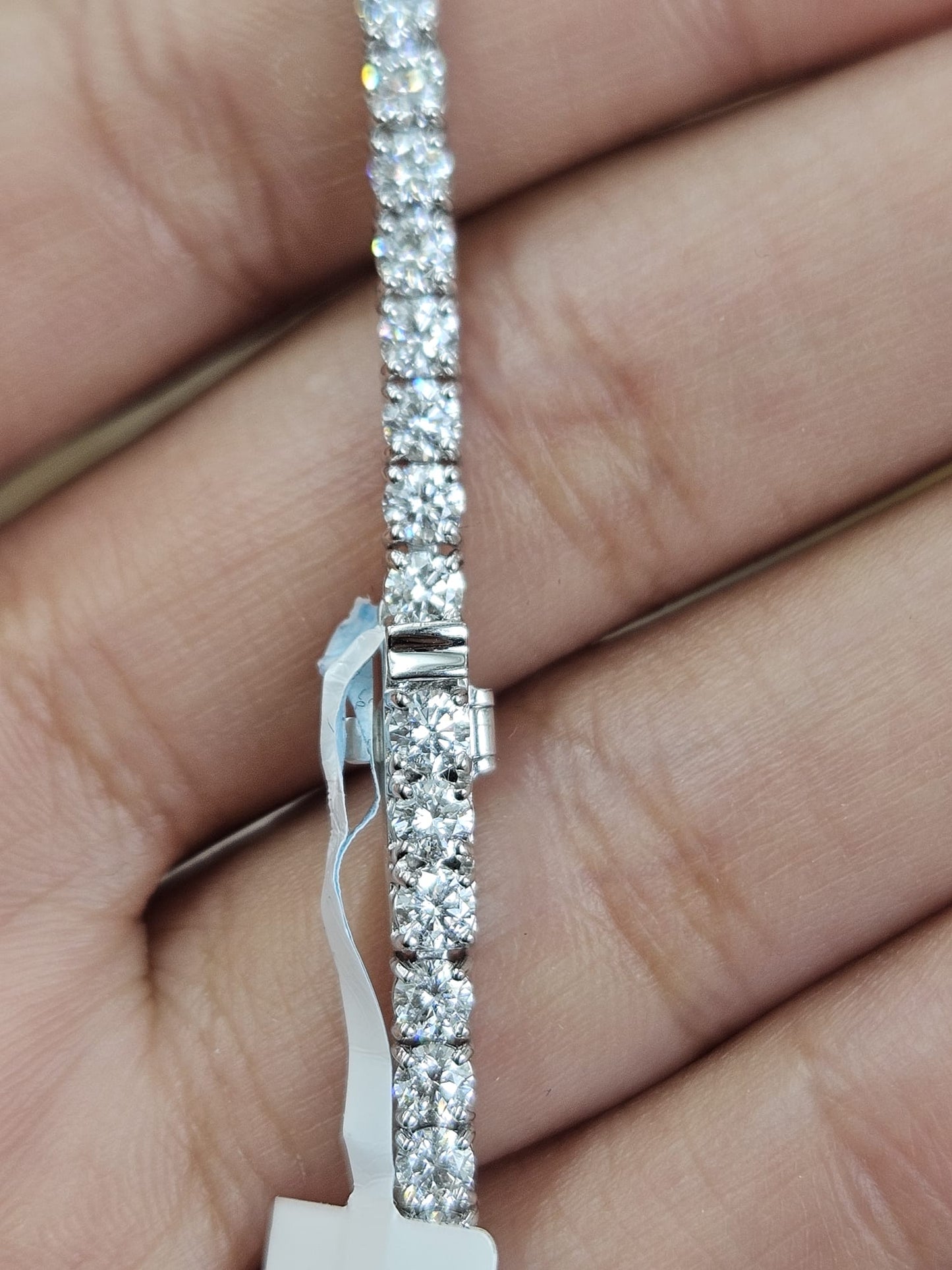 IGI 4.21cttw White Gold Lab Diamond 7" Tennis Bracelet