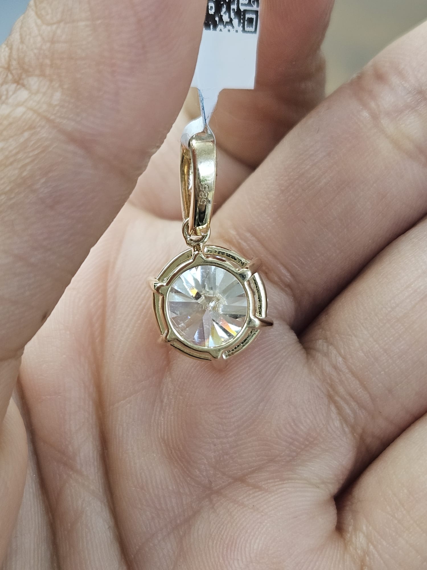 IGI 4.81cttw Yellow Gold Round Lab Diamond Pendant