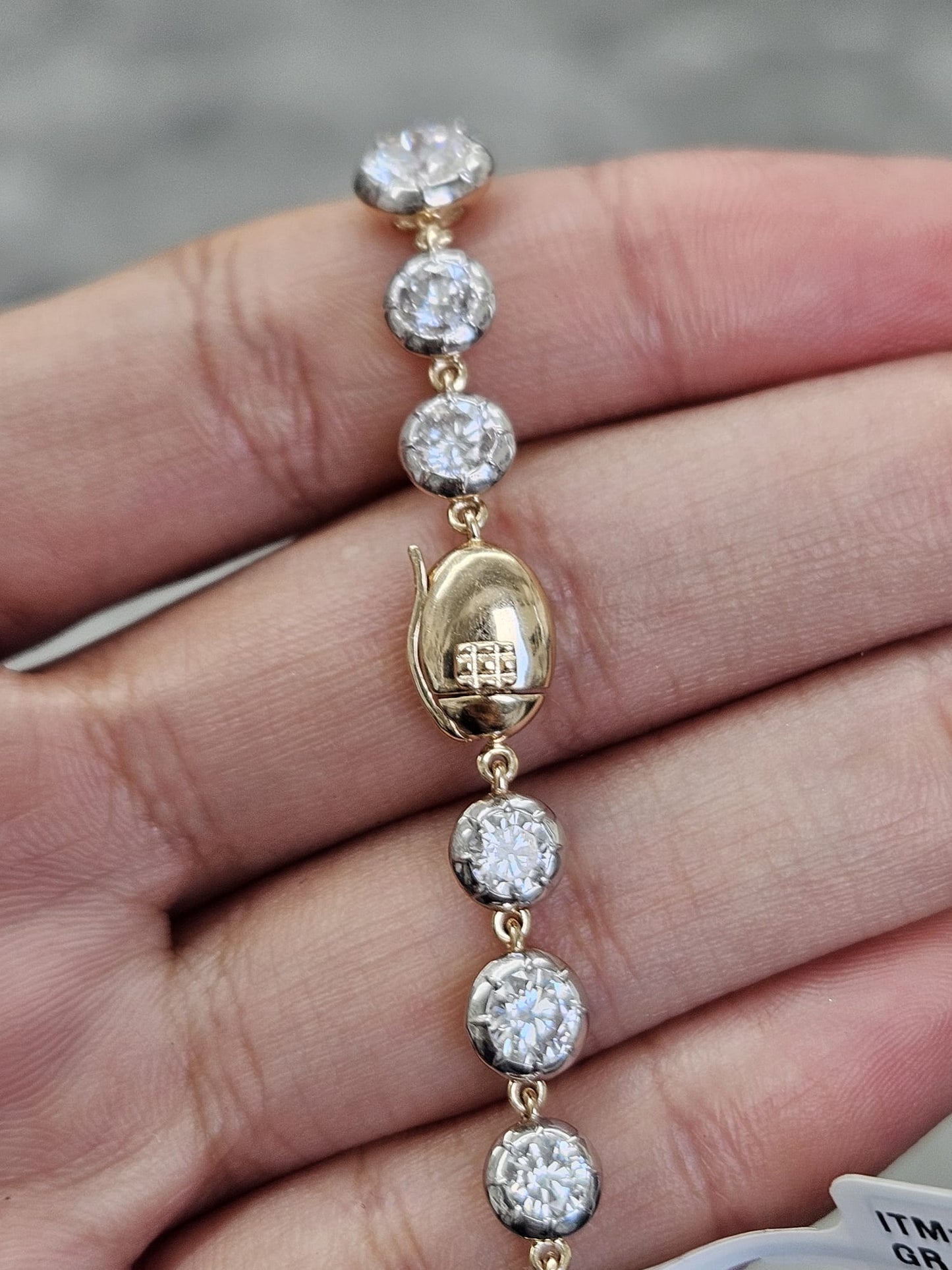 Yellow Gold 9.41cttw Round Lab Diamond 7" Bracelet