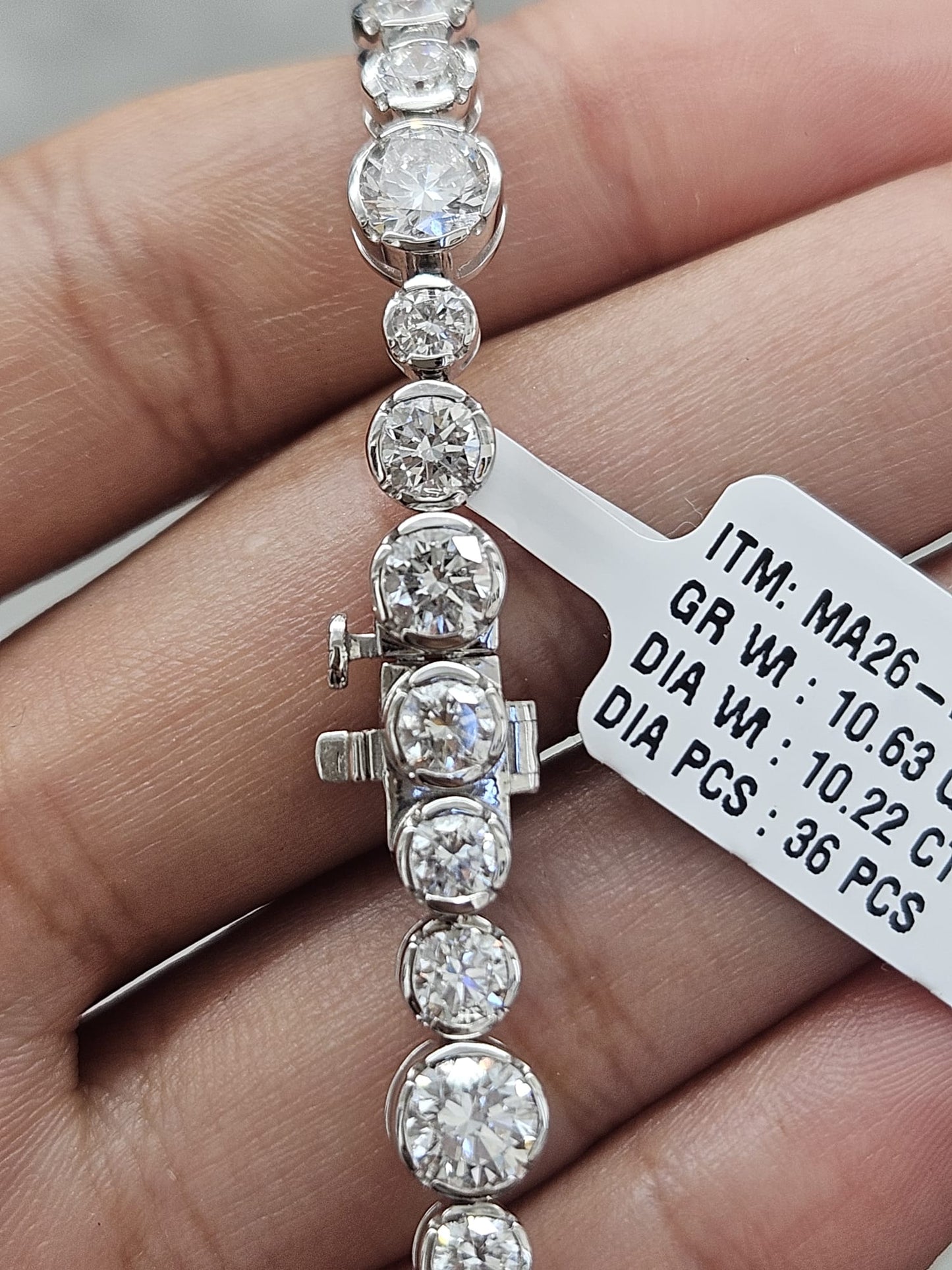 White Gold 10.22ct Round Lab Diamond 7" Bracelet