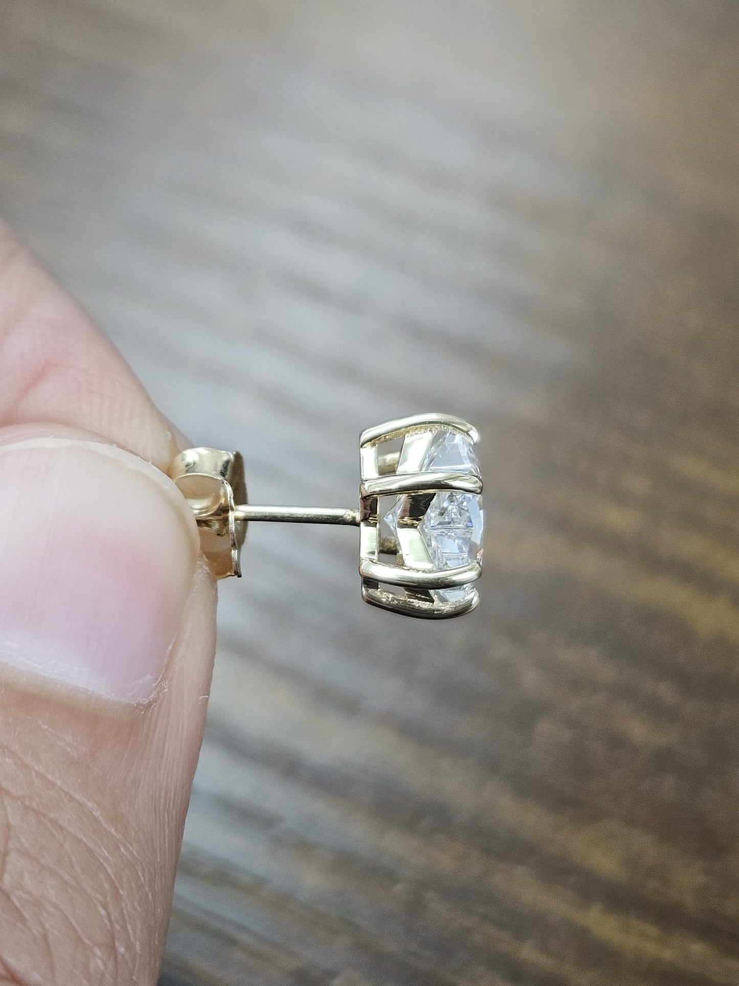 IGI 3cttw Yellow Gold Star Shaped Lab Diamond Studs