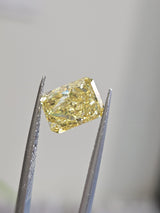 IGI 2.01CT RADIANT FANCY VIVID YELLOW VS2