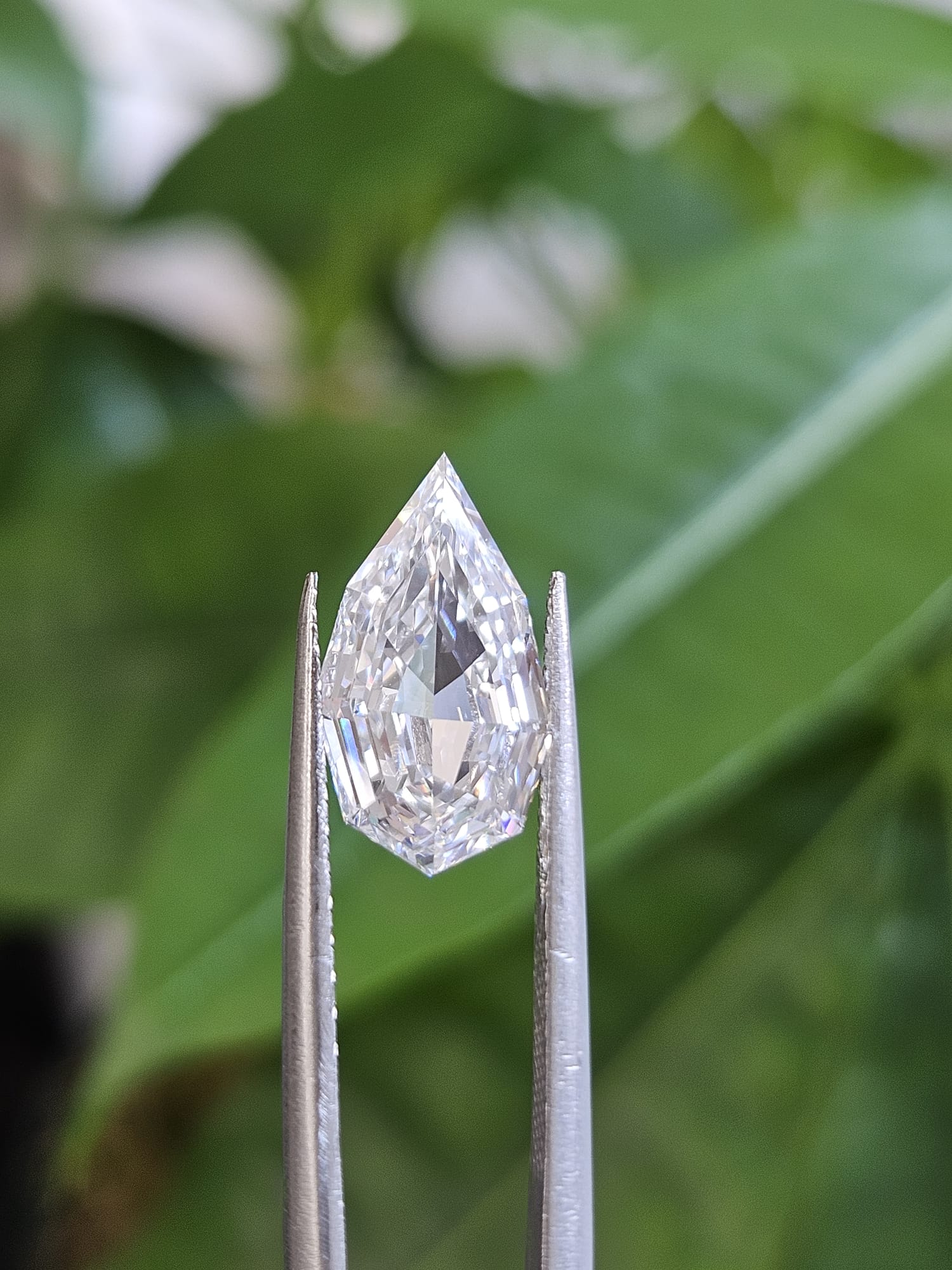 IGI 2.87CT PEAR STEP CUT E VVS2