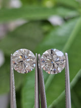 IGI 2CT + 2.05CT ROUND E VVS2 + E VVS1 PAIR