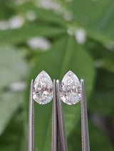 IGI 1CT + 1.01CT PEAR E VVS2 + D VVS2 PAIR