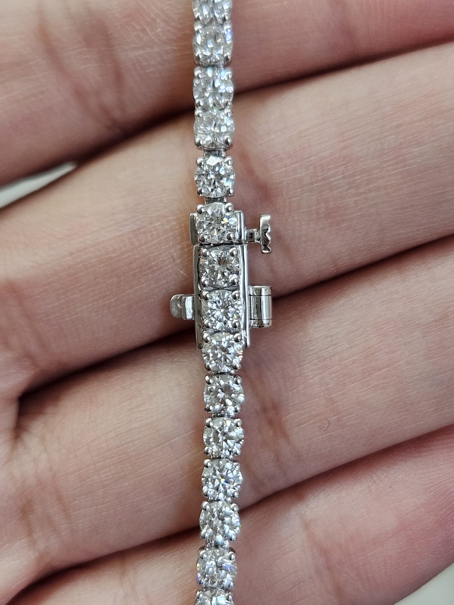5.22cttw White Gold Lab Diamond 7" Bracelet