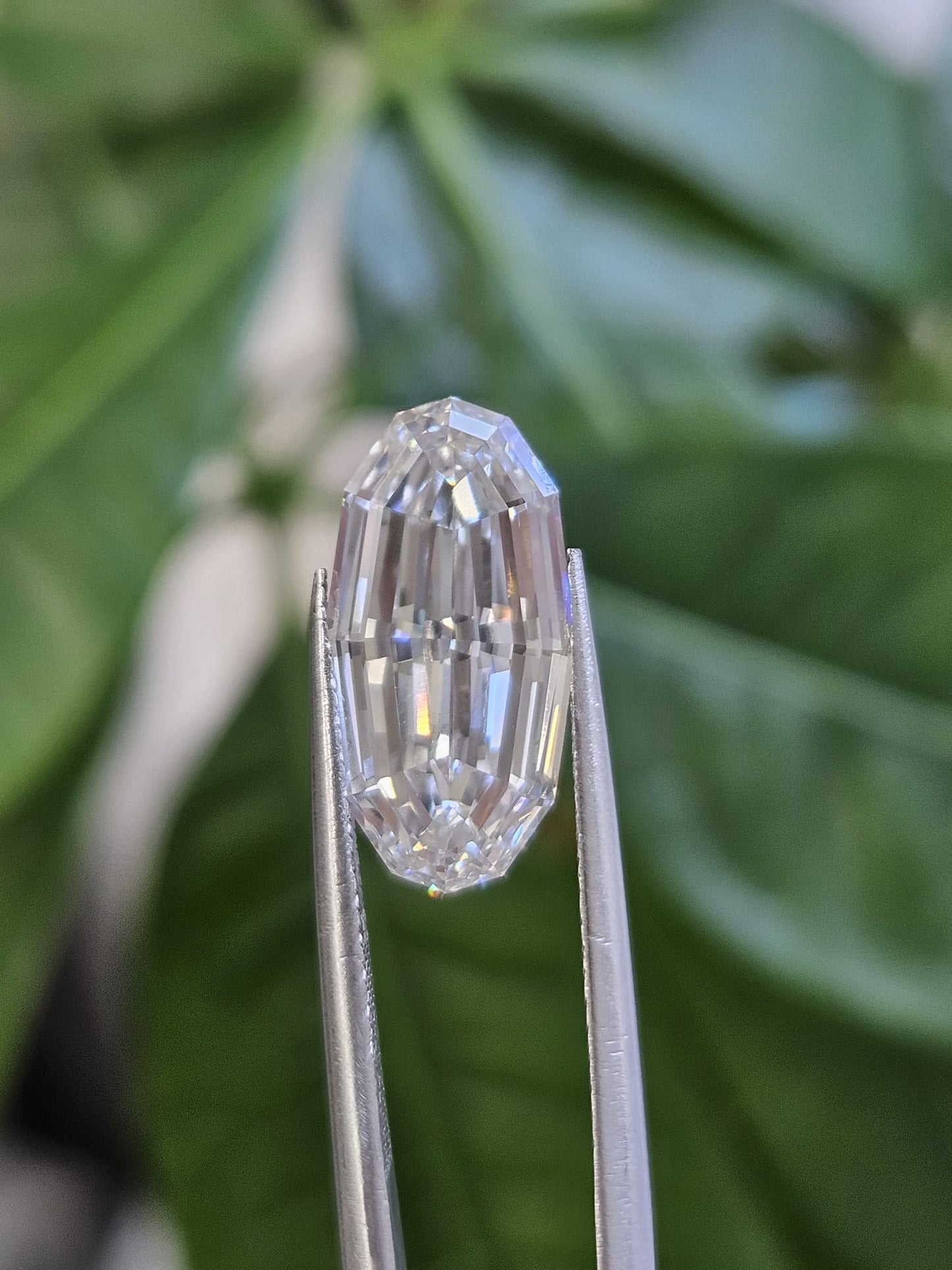 IGI 5.09CT OVAL STEP CUT F VS1