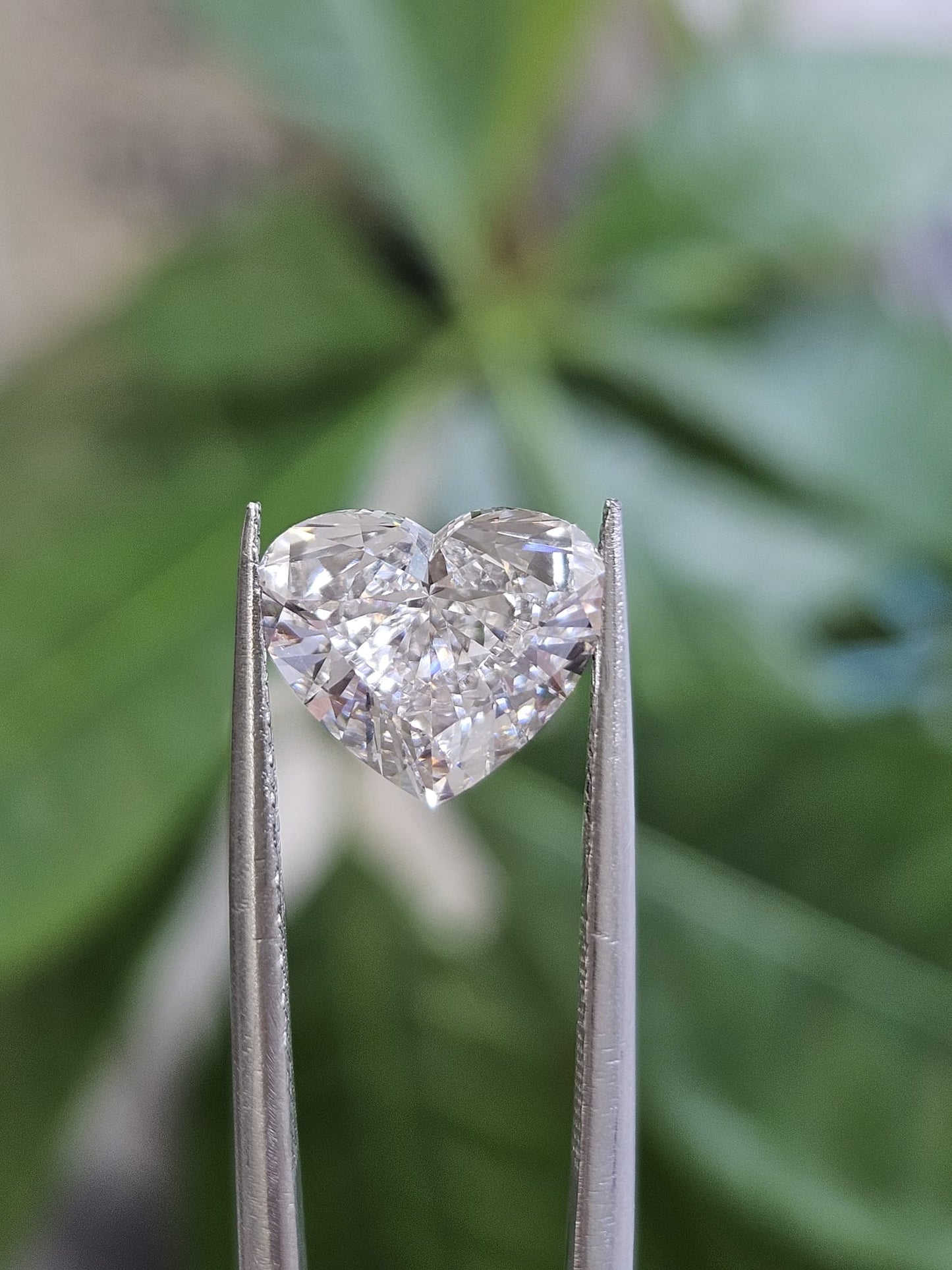 IGI 2.55CT HEART G VVS2