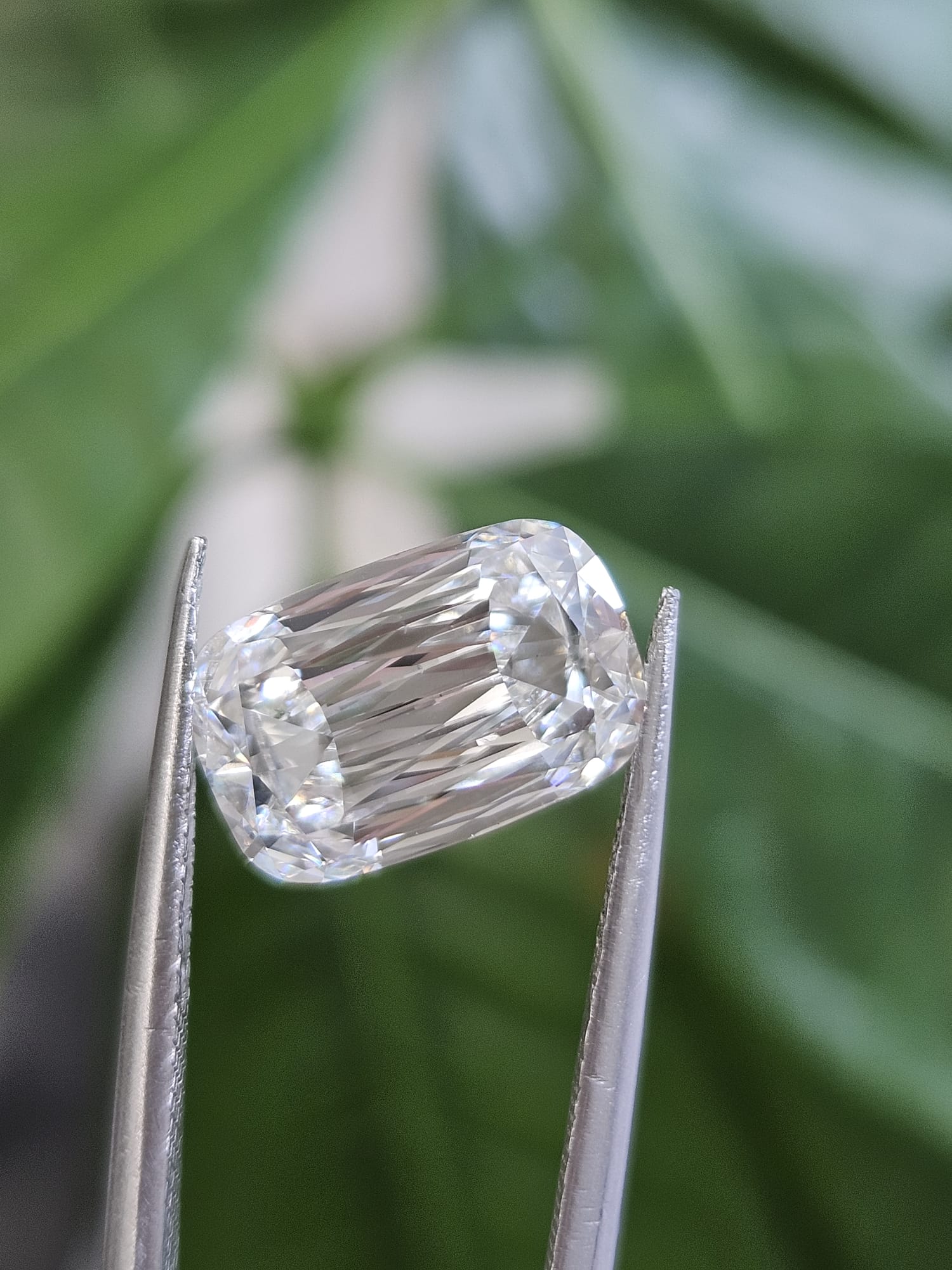 IGI 3.03CT ANTIQUE CUSHION F VS2