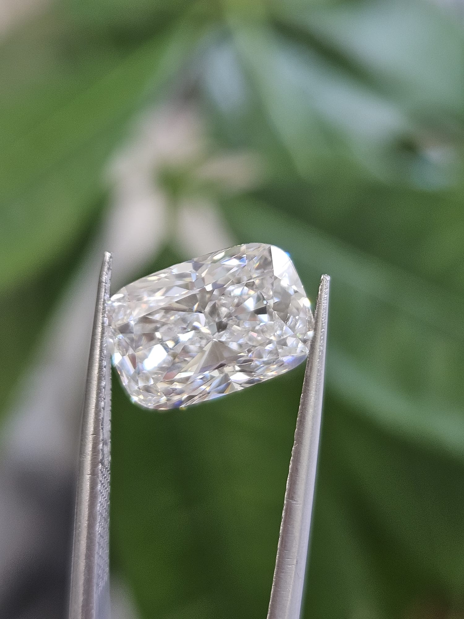 IGI 3.21CT CUSHION F VS2