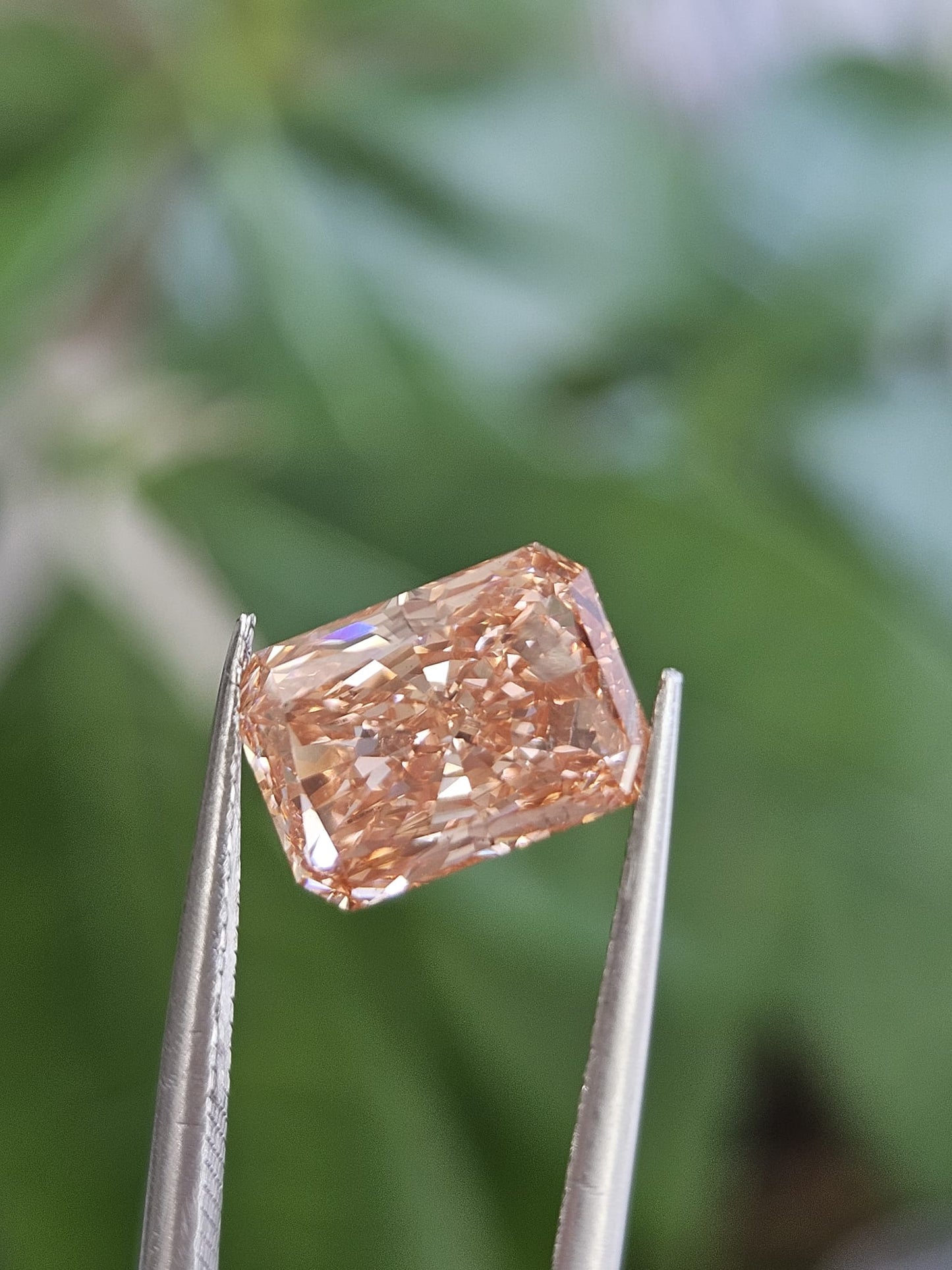 IGI 2.09CT RADIANT FANCY VIVID BROWNISH PINK SI1