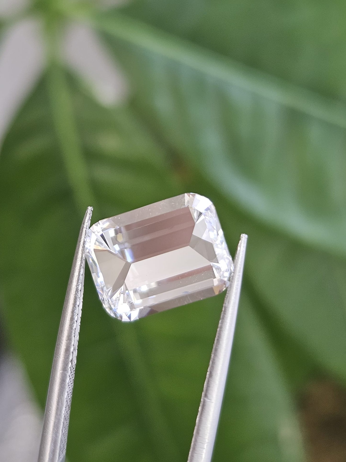 IGI 3.18CT ANTIQUE CUSHION G VVS2