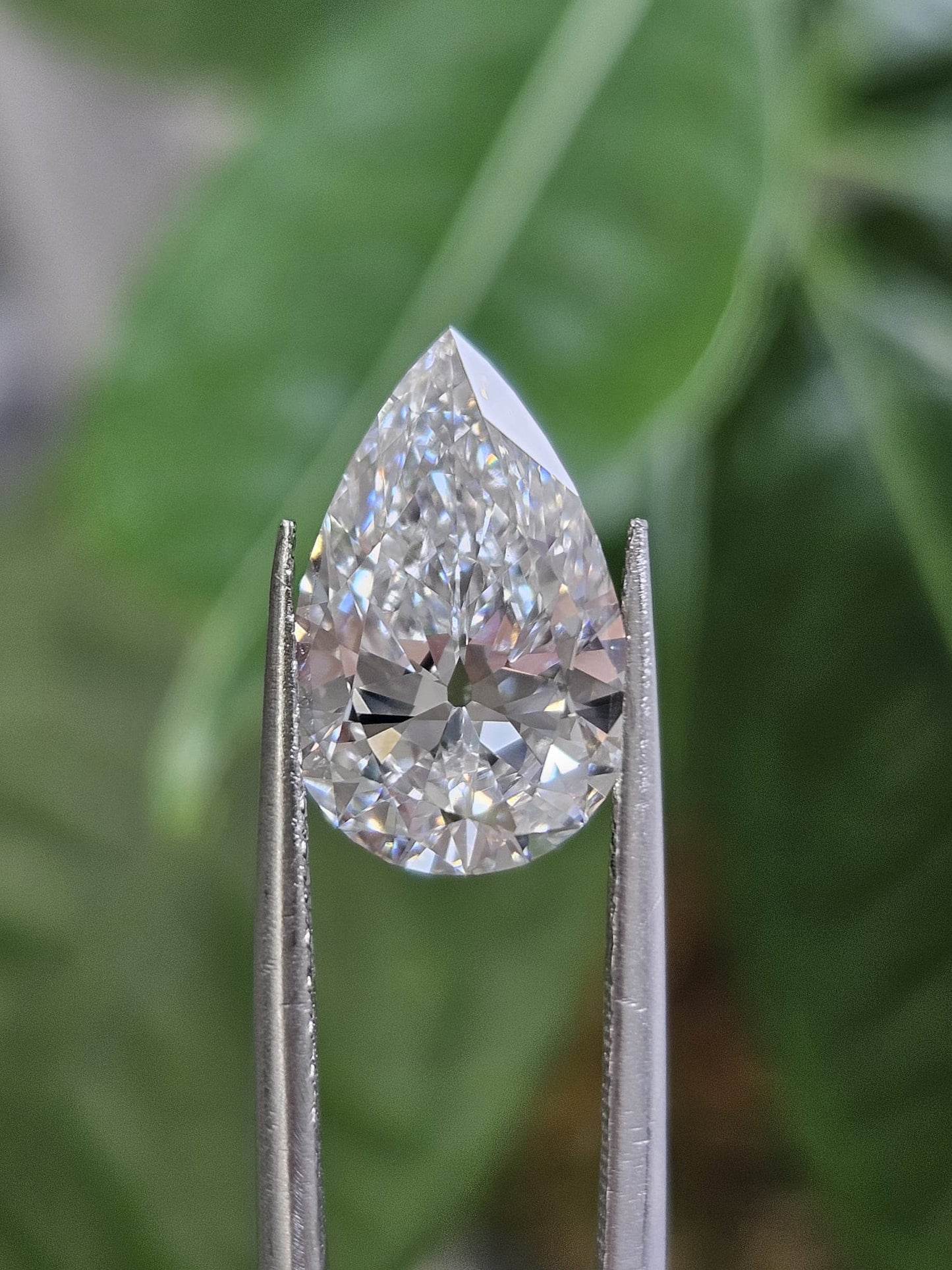 IGI 3.54CT PEAR E VVS2