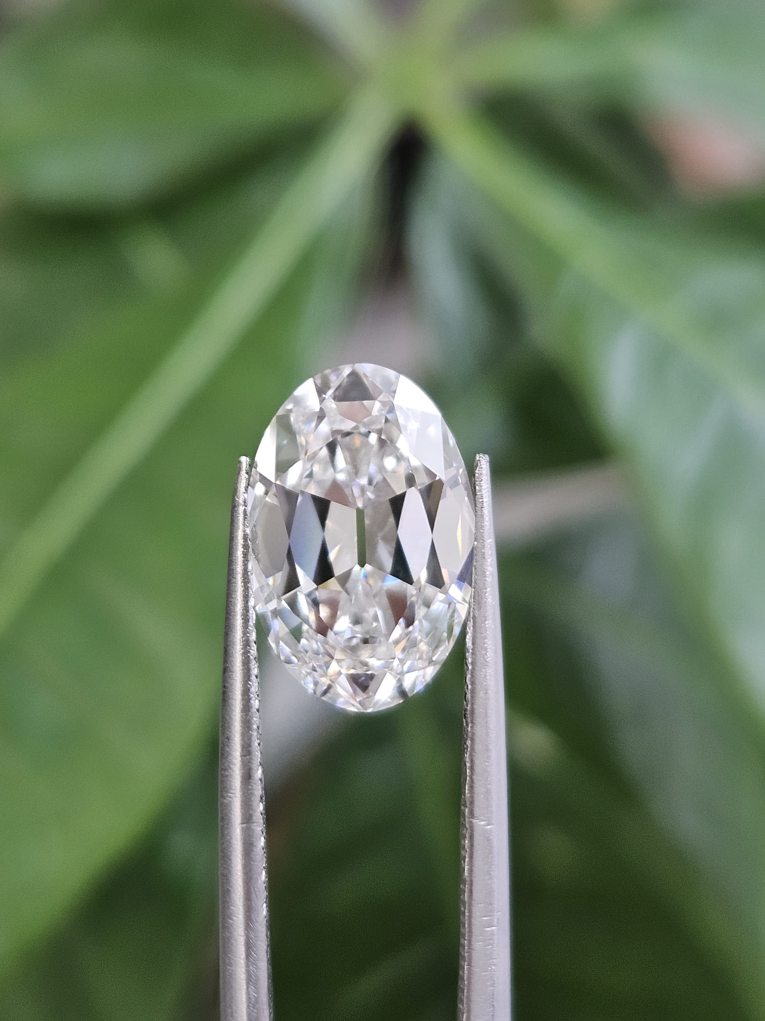IGI 3.09CT ANTIQUE OVAL D VVS2