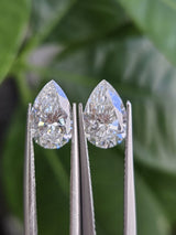 IGI 1.27CT + 1.30CT PEAR D VVS1 + D VVS2