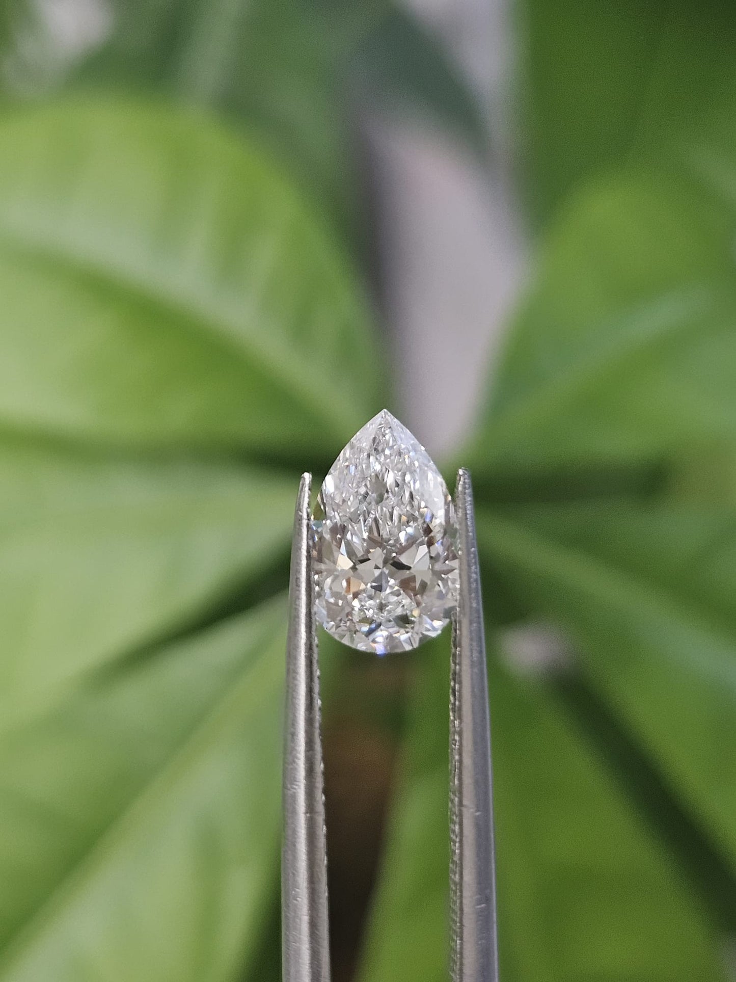 IGI 1CT PEAR D VVS1