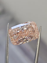 IGI 7.05CT CUSHION FANCY VIVID PINK VVS2