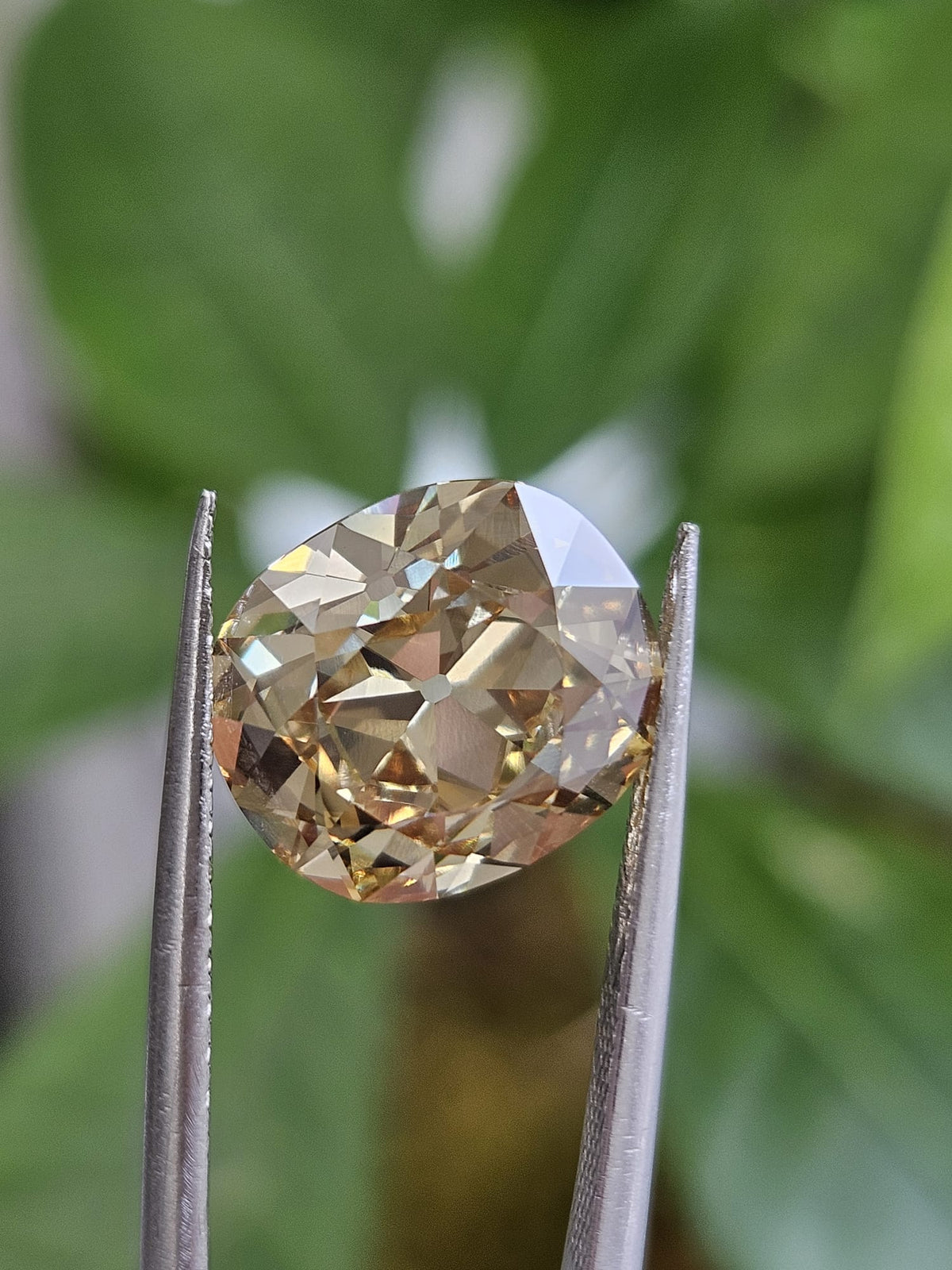 IGI 5.07CT OMC FANCY YELLOW VVS2